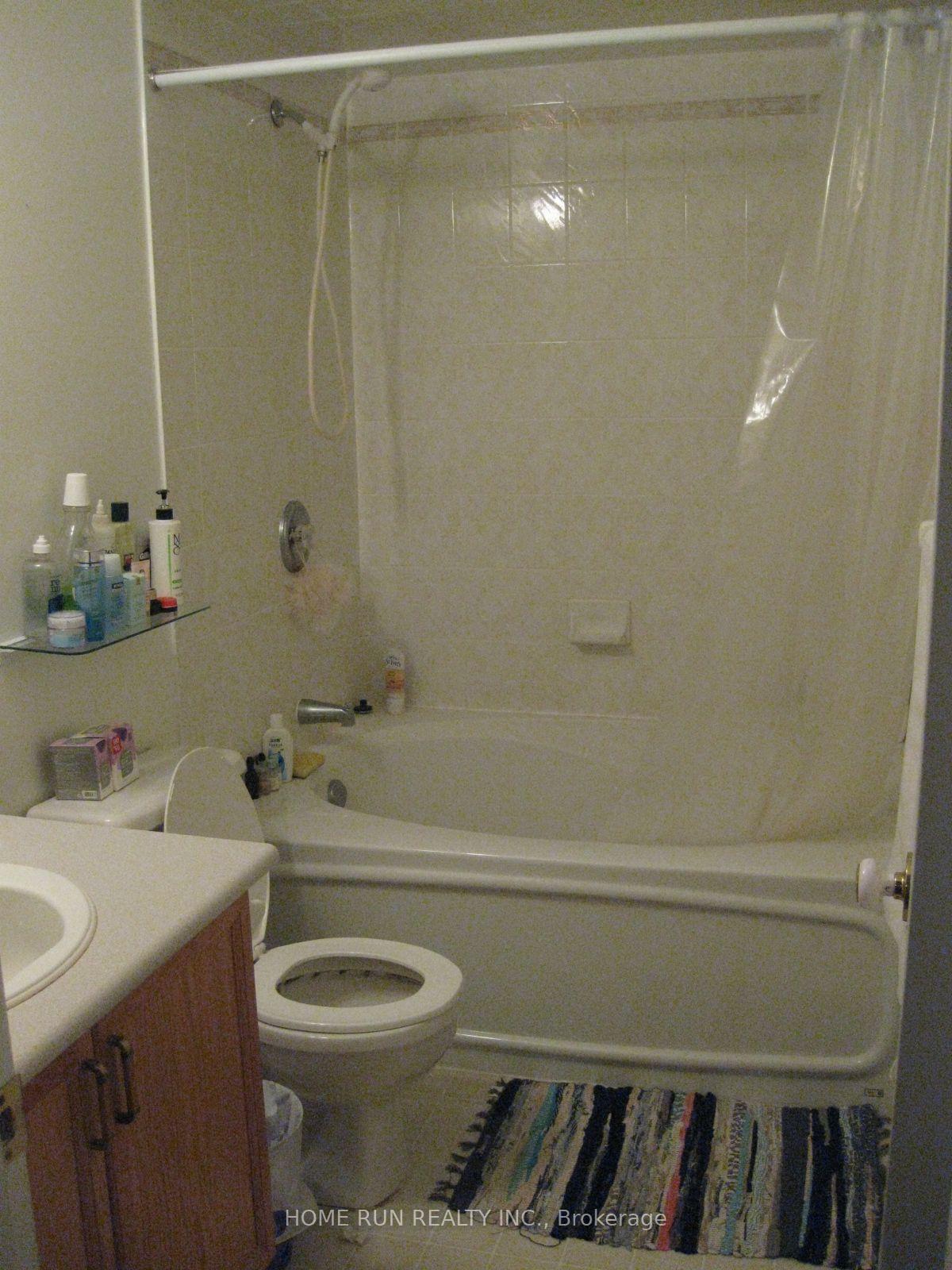 Photo 8 of 1645 Jobin Crescent, Ottawa, Carson Grove — HOMEH