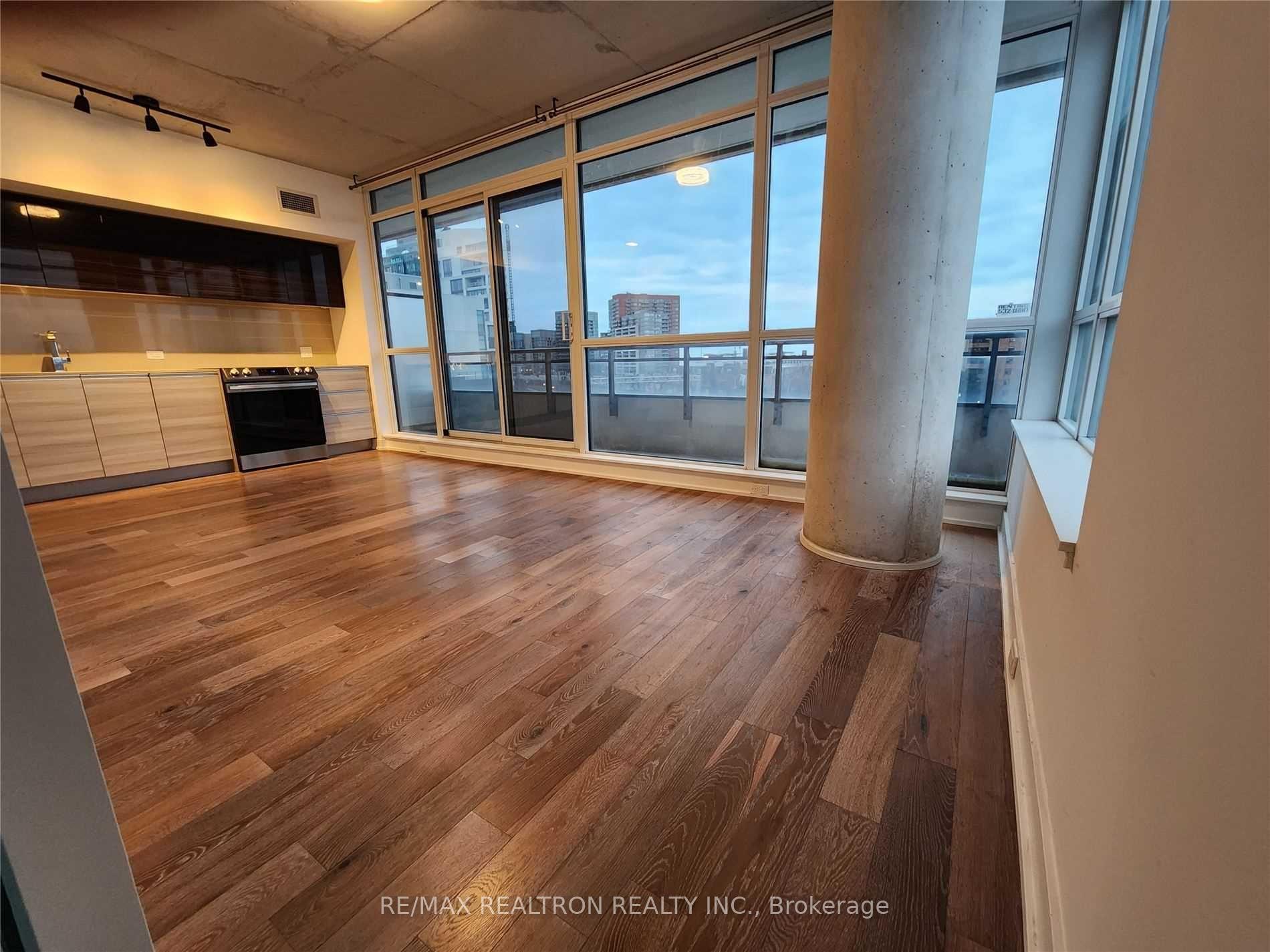 Photo 3 of Unit 607, 20 Minowan Miikan Lane, Toronto, Little Portugal — HOMEH