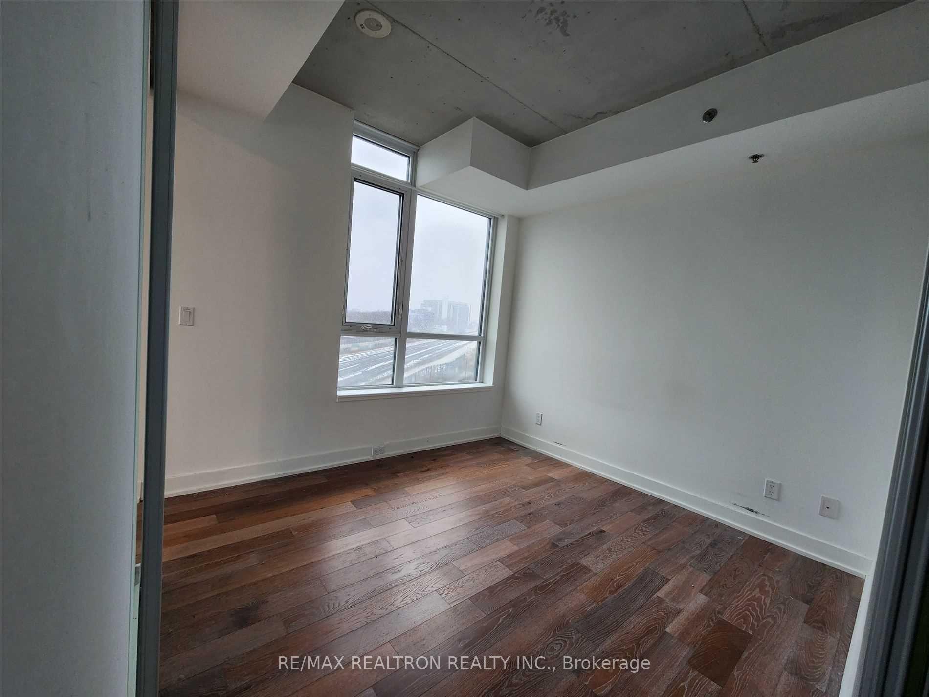 Photo 9 of Unit 607, 20 Minowan Miikan Lane, Toronto, Little Portugal — HOMEH