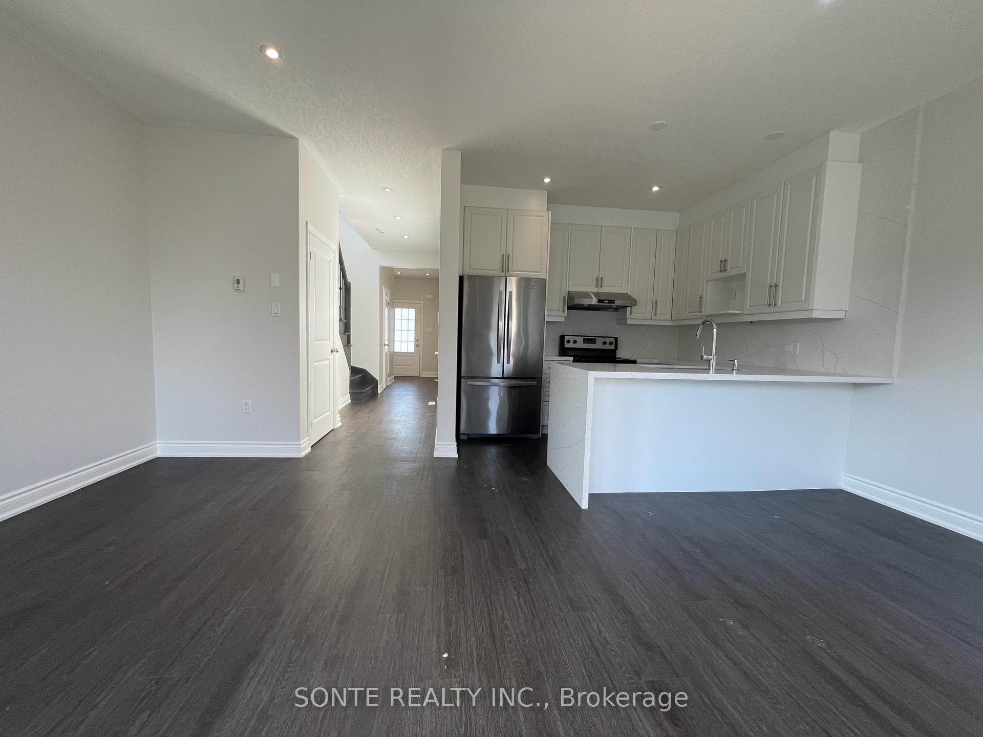 Photo 7 of Unit Unit 22, 40 Megan Crescent, Barrie, Holly — HOMEH