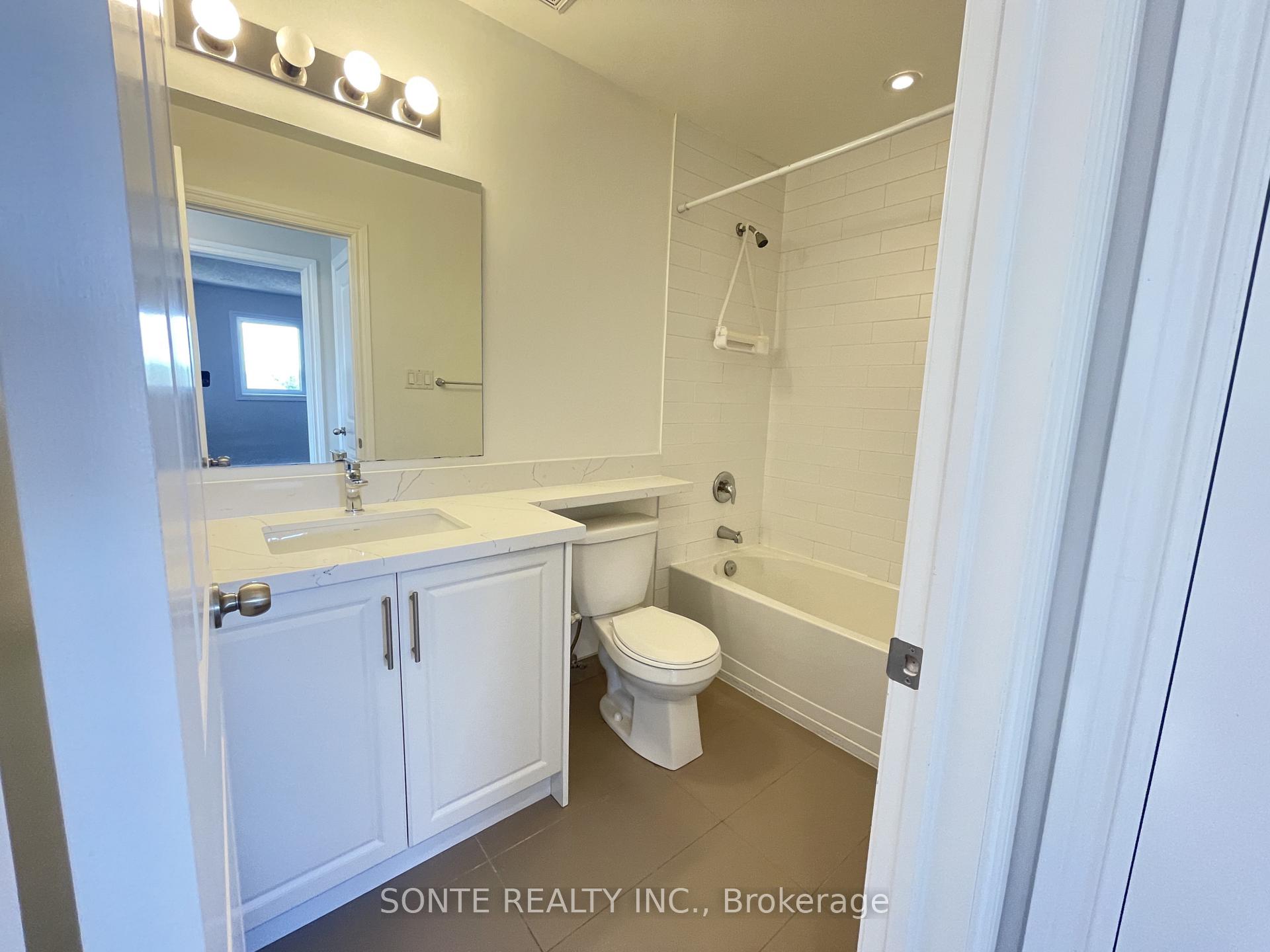 Photo 20 of Unit Unit 22, 40 Megan Crescent, Barrie, Holly — HOMEH