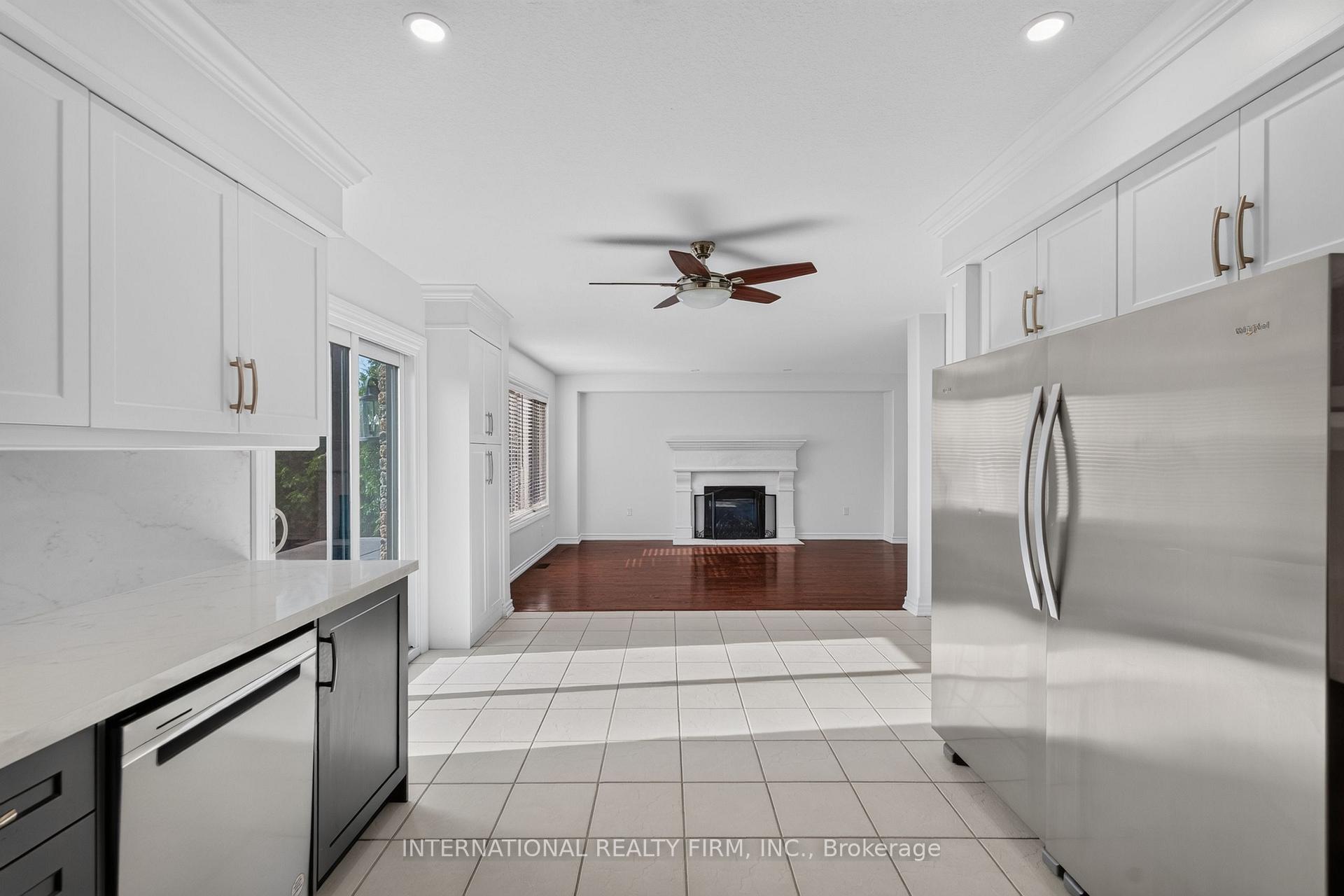 Photo 16 of 60 Prince William Way W, Barrie, Innis-Shore — HOMEH