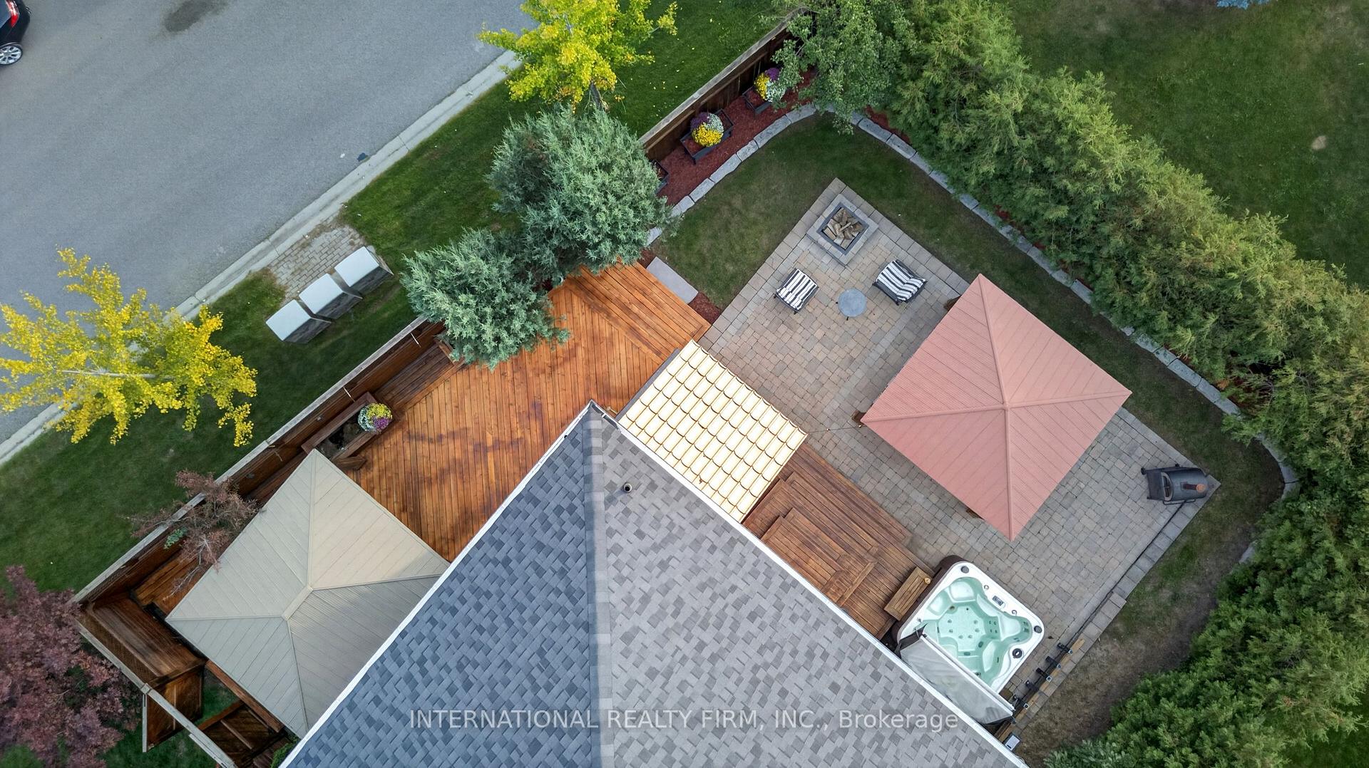 Photo 47 of 60 Prince William Way W, Barrie, Innis-Shore — HOMEH