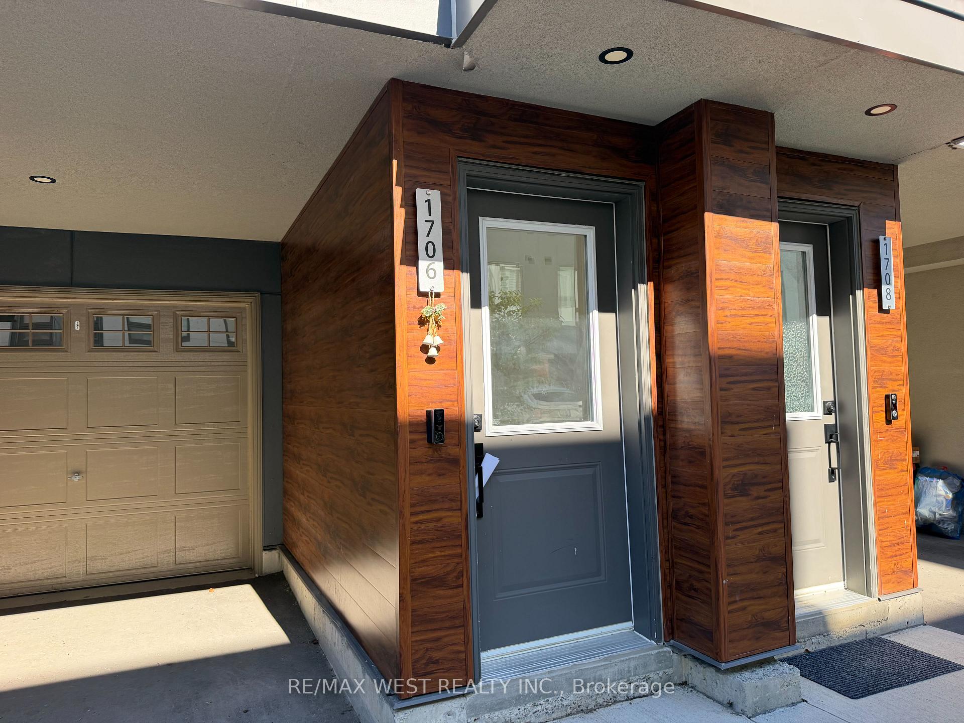 Photo 2 of 1706 Pleasure Valley Path, Oshawa, Samac — HOMEH