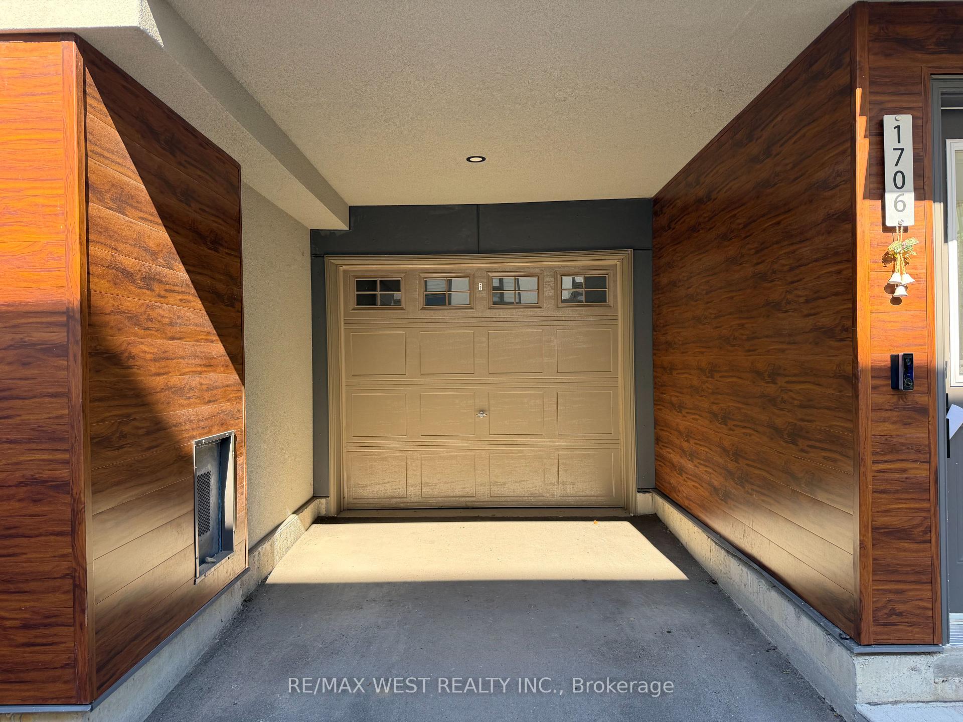 Photo 4 of 1706 Pleasure Valley Path, Oshawa, Samac — HOMEH
