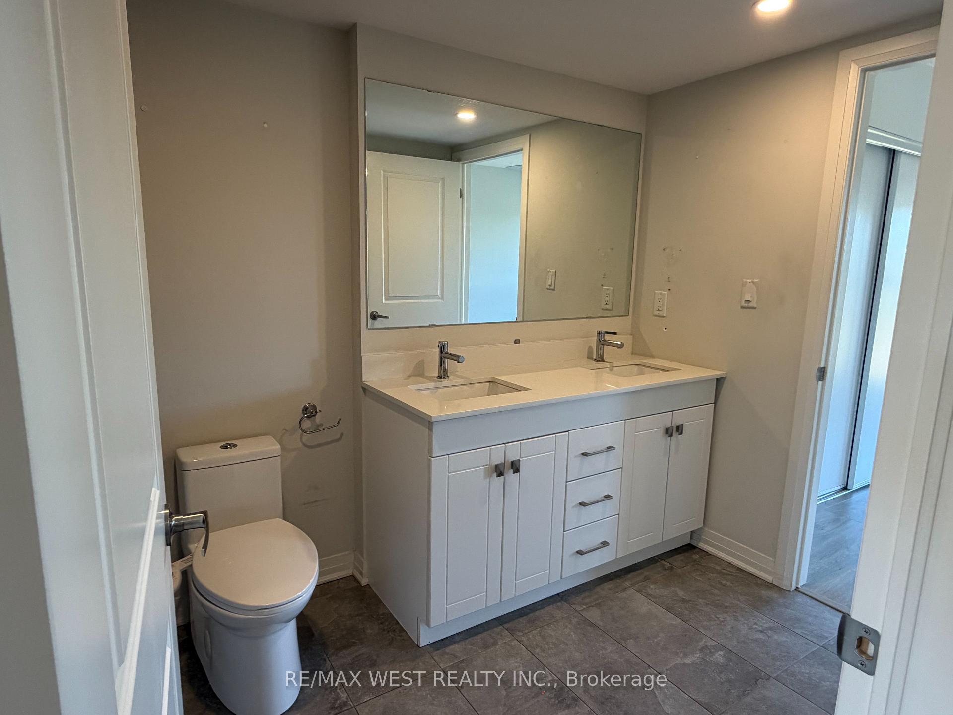 Photo 8 of 1706 Pleasure Valley Path, Oshawa, Samac — HOMEH