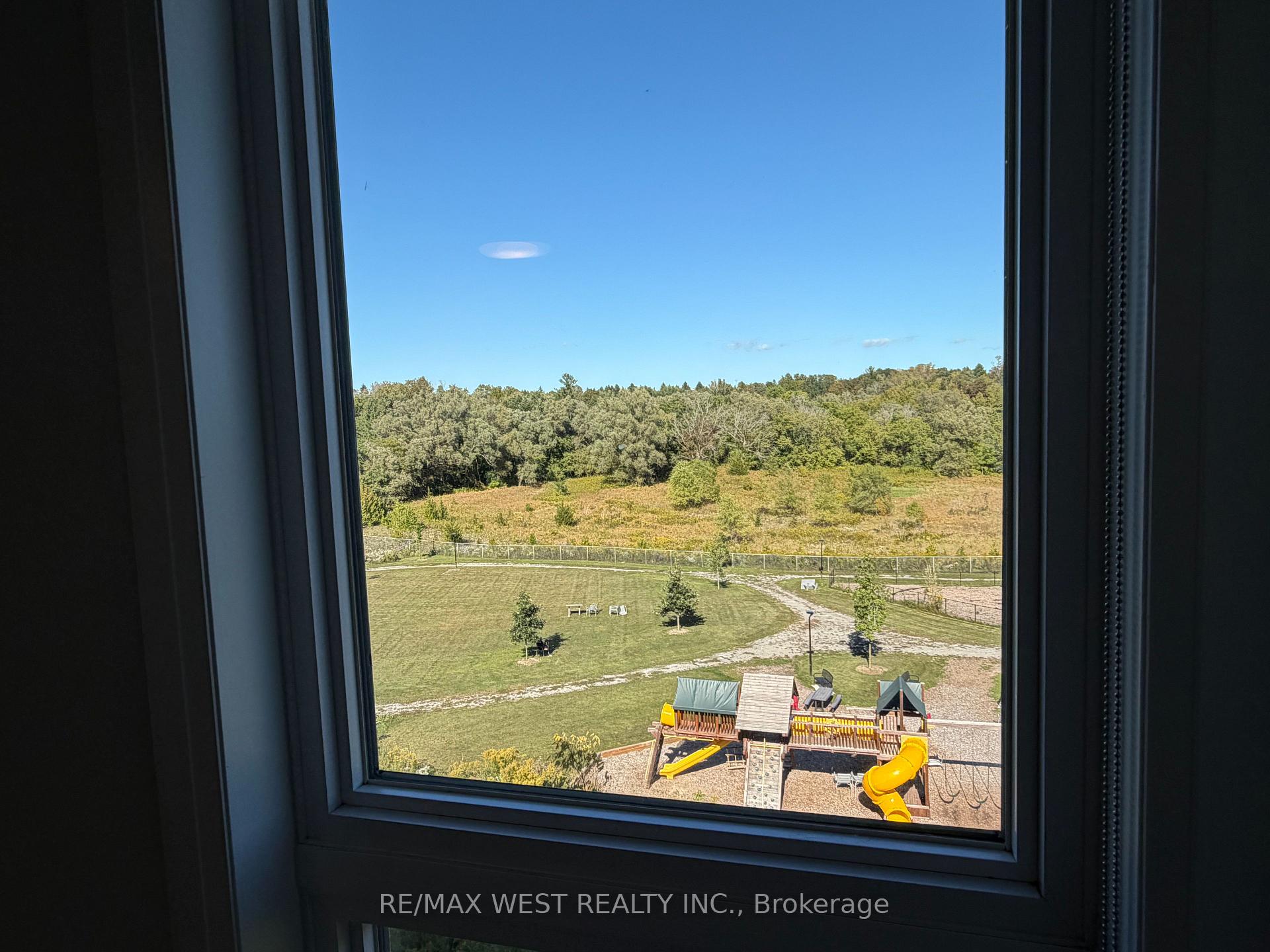 Photo 10 of 1706 Pleasure Valley Path, Oshawa, Samac — HOMEH