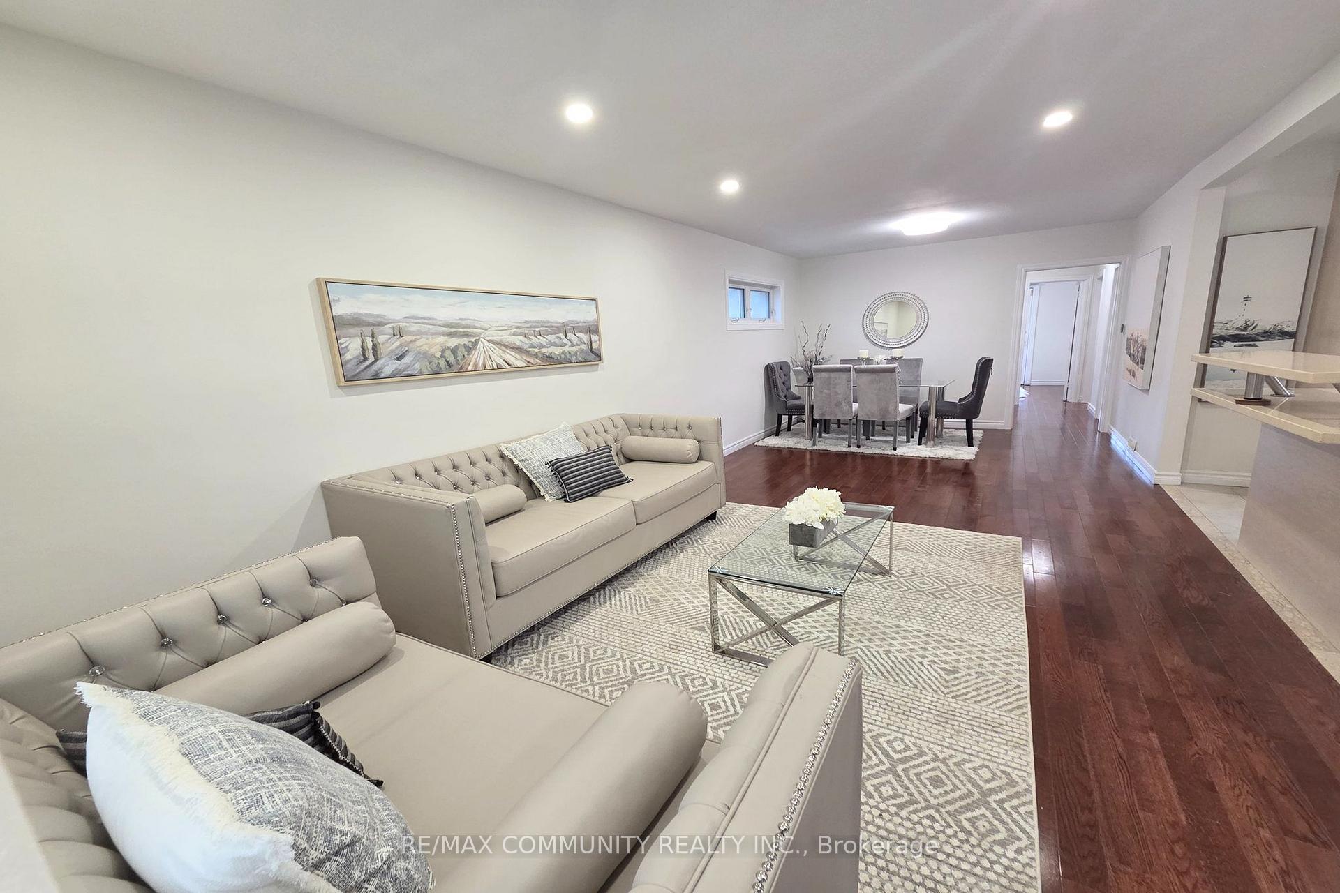 Photo 5 of 93 Waringstown Drive, Scarborough, Wexford-Maryvale — HOMEH