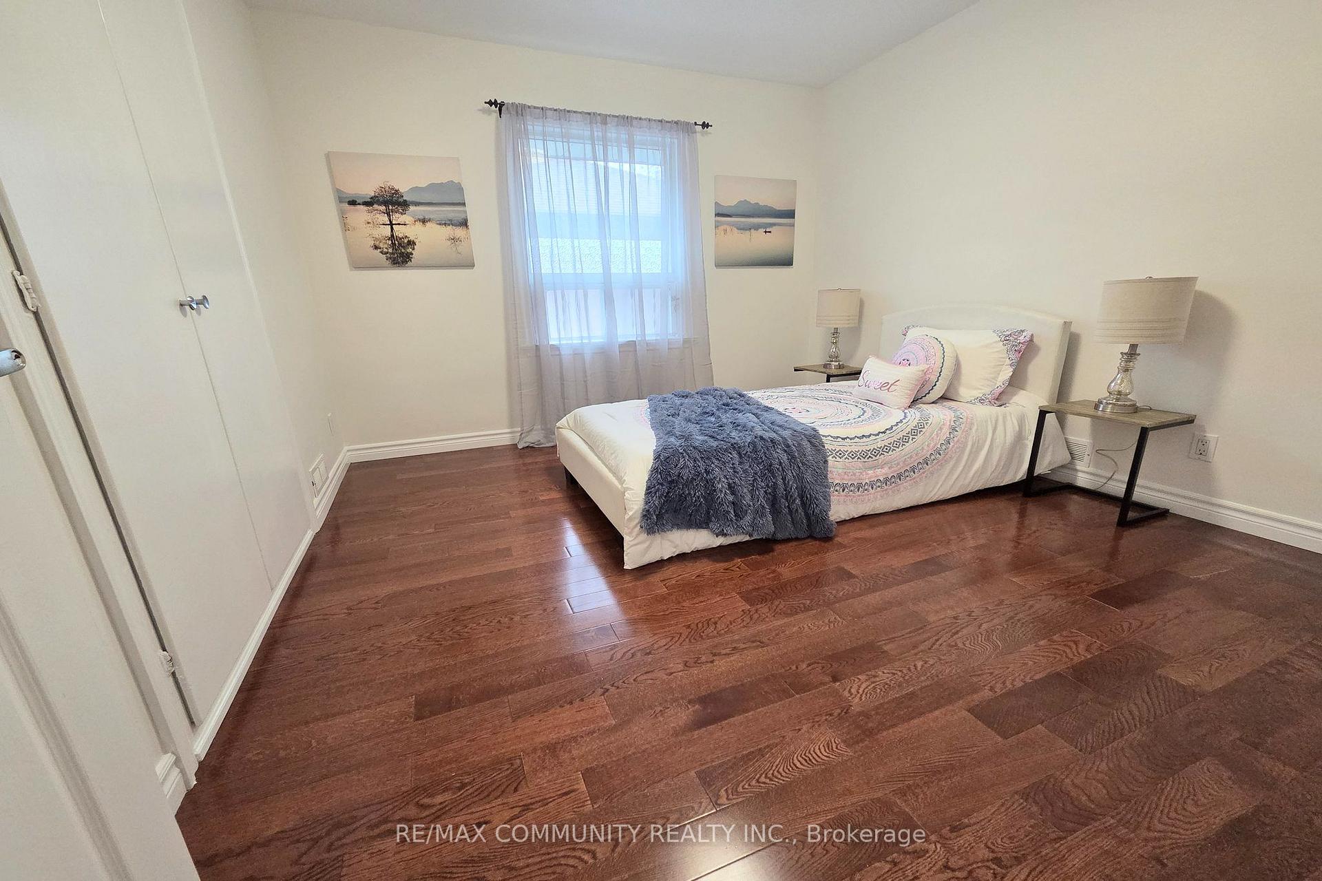 Photo 21 of 93 Waringstown Drive, Scarborough, Wexford-Maryvale — HOMEH