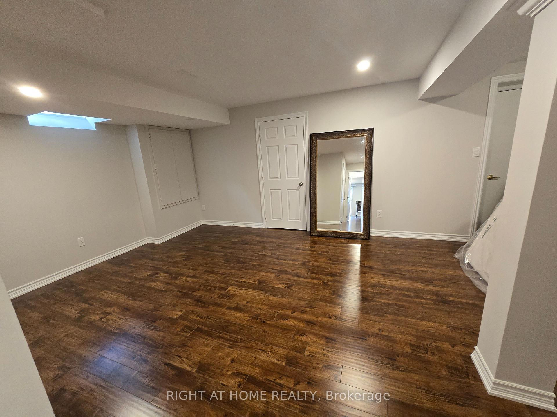 Photo 16 of Unit Basement, 28 Philips View Crescent, Richmond Hill, Jefferson — HOMEH