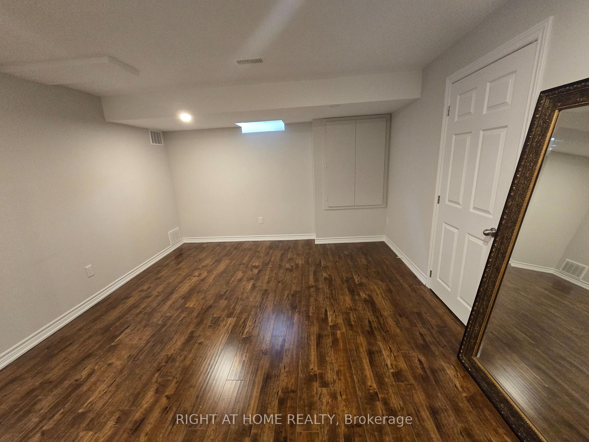 Photo 17 of Unit Basement, 28 Philips View Crescent, Richmond Hill, Jefferson — HOMEH