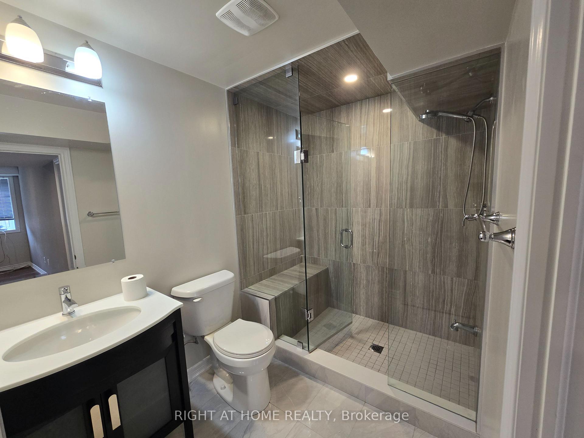 Photo 22 of Unit Basement, 28 Philips View Crescent, Richmond Hill, Jefferson — HOMEH