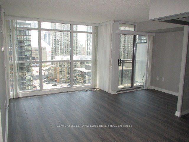 Photo 6 of Unit 1505, 8 Telegram Mews, Toronto, Waterfront Communities — HOMEH