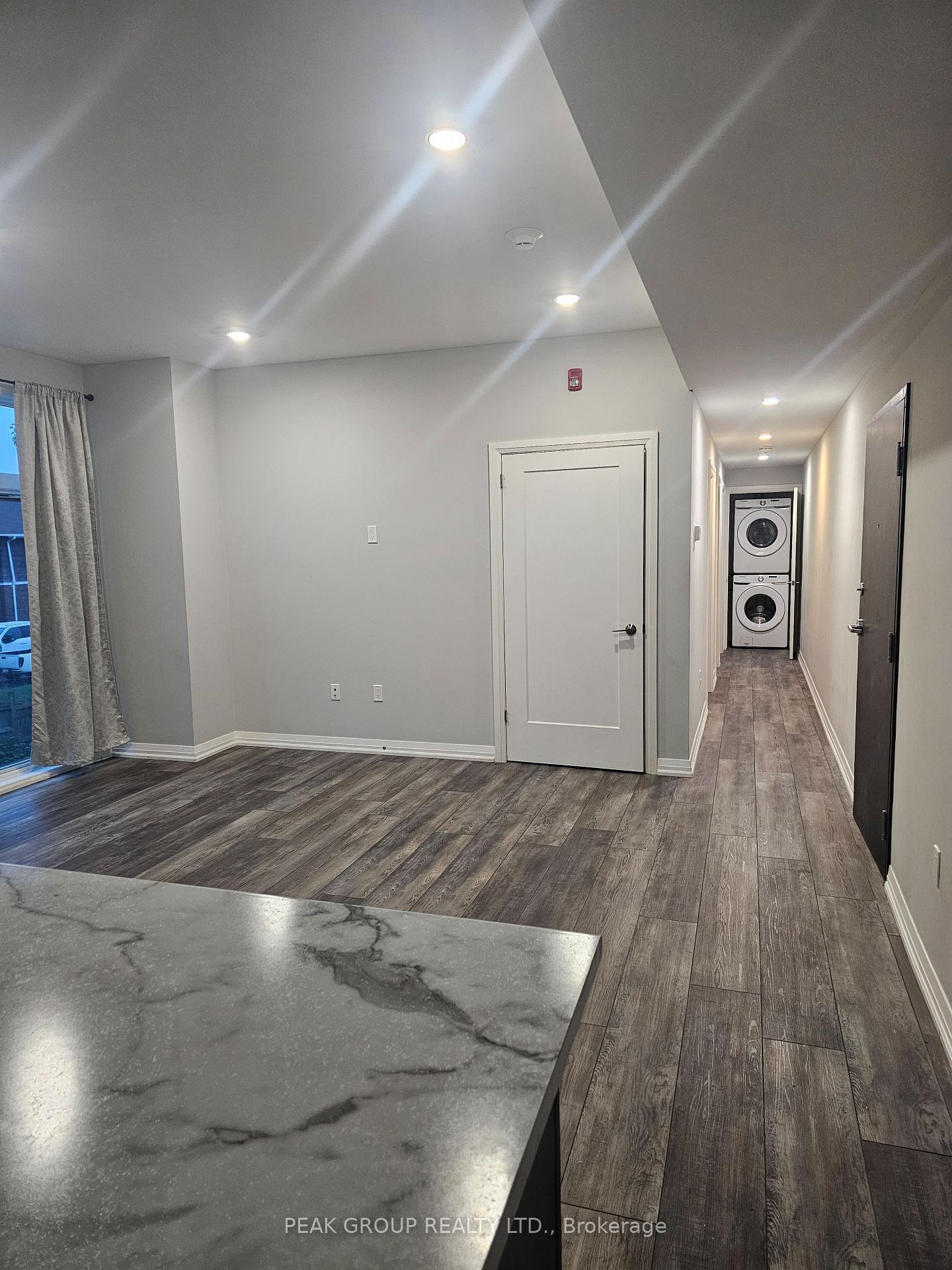 Photo 3 of 5932 Dorchester Road W, Niagara Falls, Dorchester — HOMEH