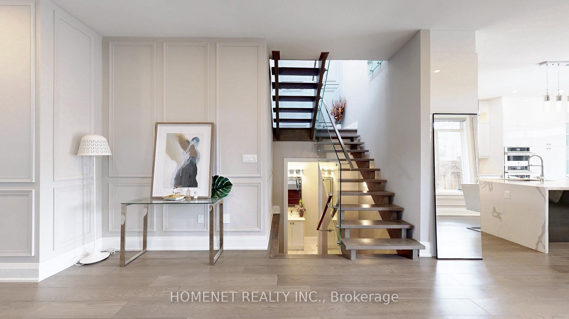 Photo 5 of 25A Tecumseth Avenue, Mississauga, Port Credit — HOMEH