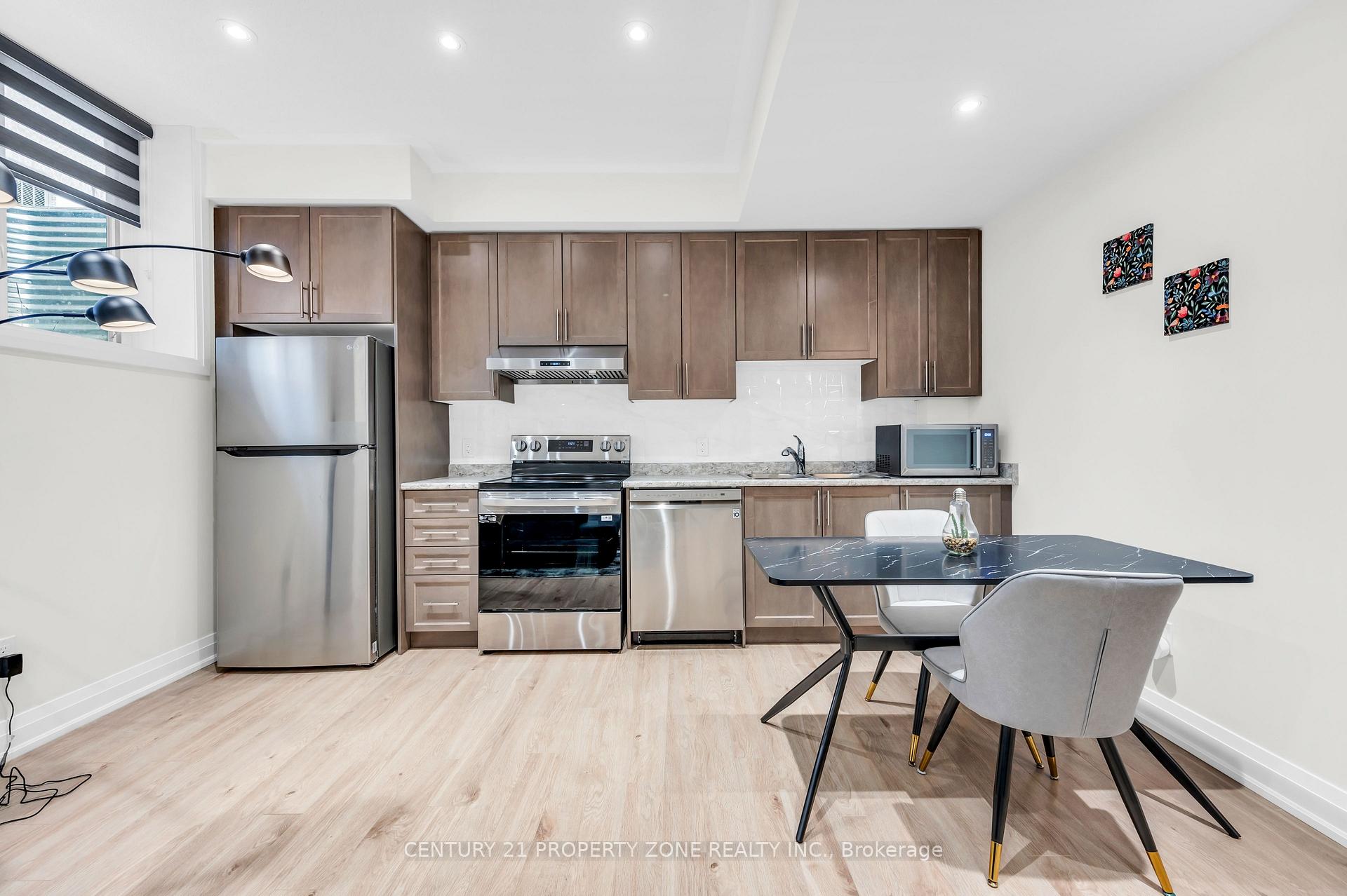 Photo 7 of 12 Trellanock Road, Brampton, Bram West — HOMEH
