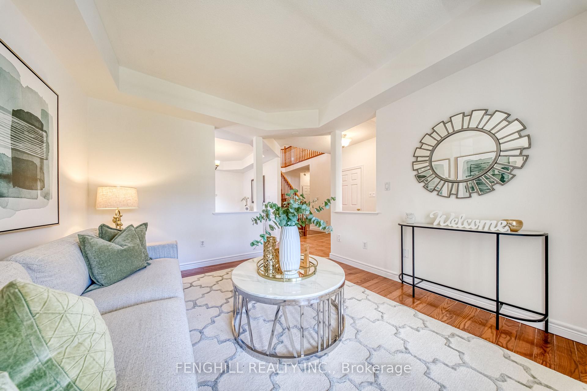 Photo 5 of 842 Greenleaf Circle, Oshawa, Taunton — HOMEH
