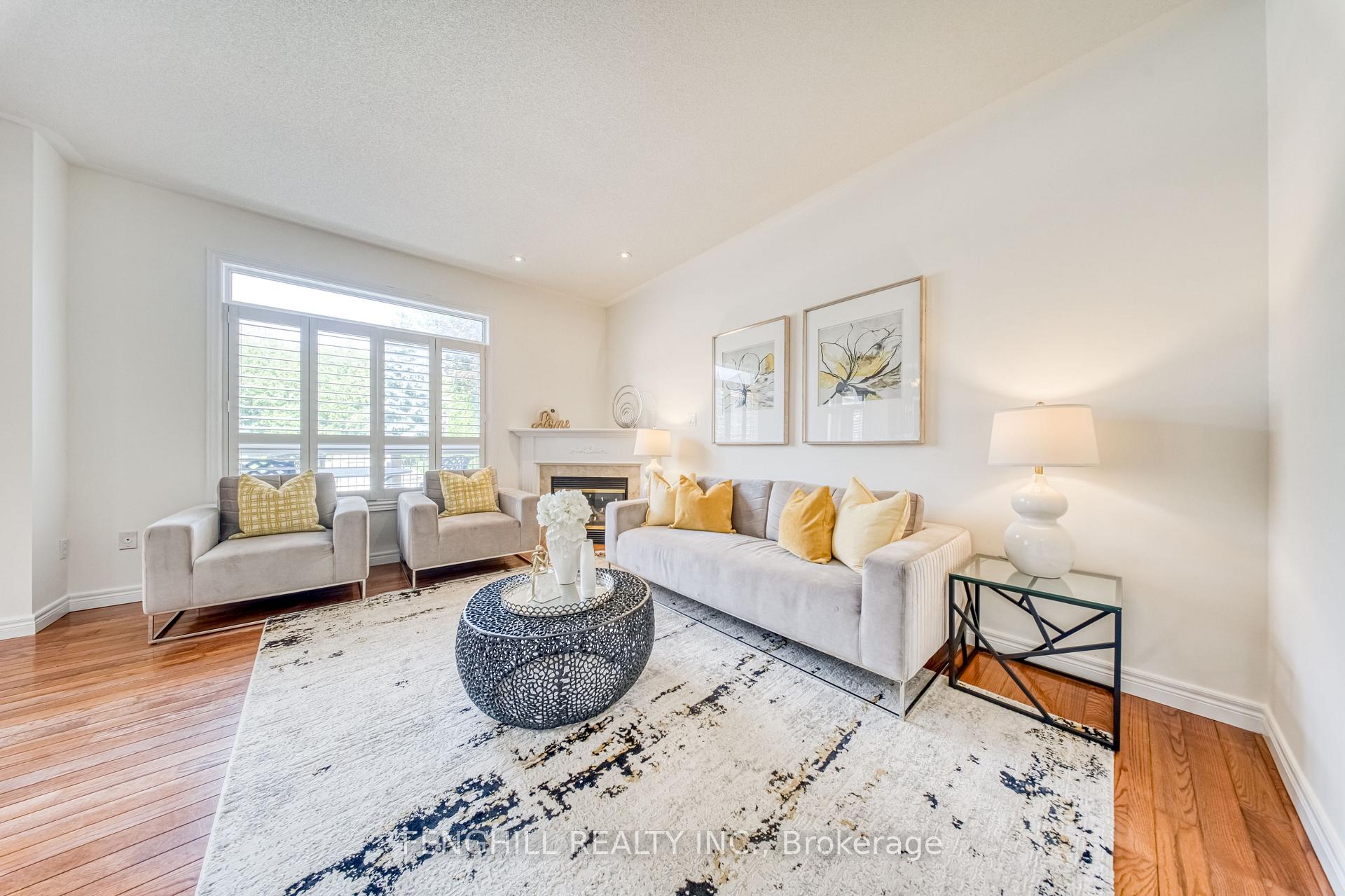 Photo 19 of 842 Greenleaf Circle, Oshawa, Taunton — HOMEH