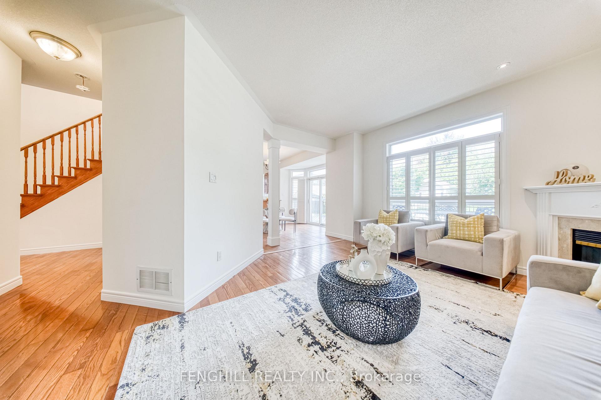 Photo 20 of 842 Greenleaf Circle, Oshawa, Taunton — HOMEH