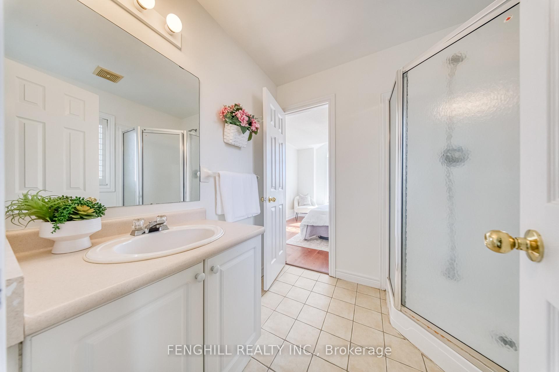 Photo 35 of 842 Greenleaf Circle, Oshawa, Taunton — HOMEH