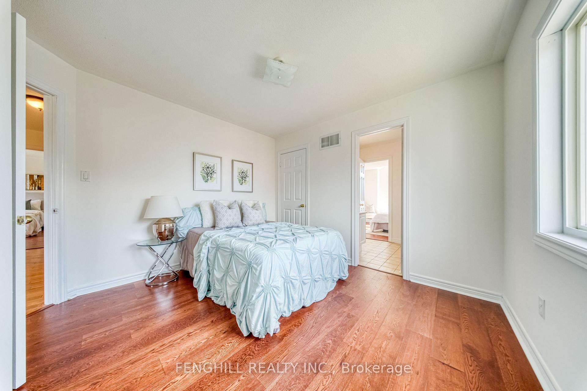 Photo 37 of 842 Greenleaf Circle, Oshawa, Taunton — HOMEH