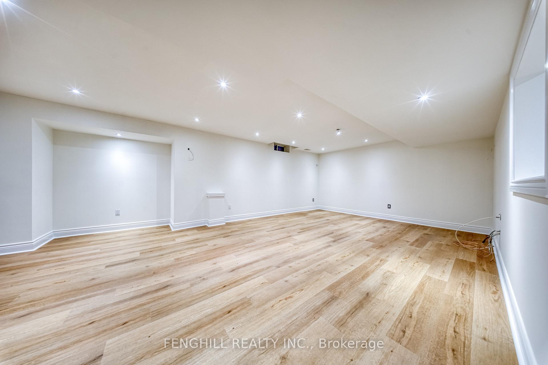 Photo 45 of 842 Greenleaf Circle, Oshawa, Taunton — HOMEH