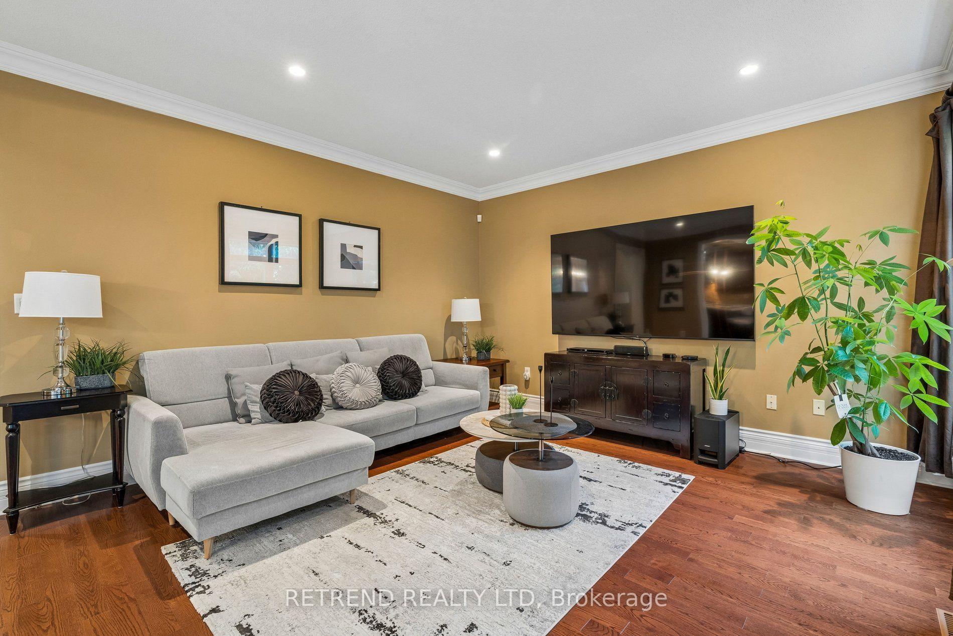 Photo 13 of 2223 Wuthering Heights Way, Oakville, Bronte Creek — HOMEH