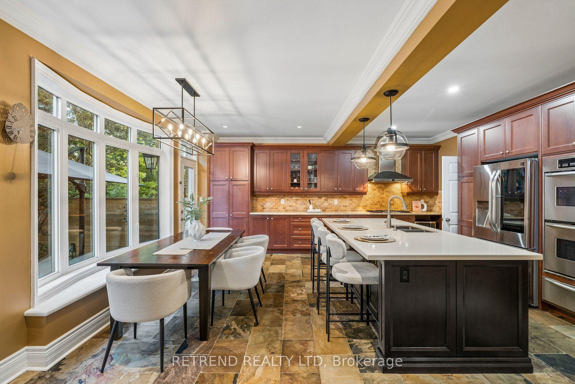 Photo 14 of 2223 Wuthering Heights Way, Oakville, Bronte Creek — HOMEH