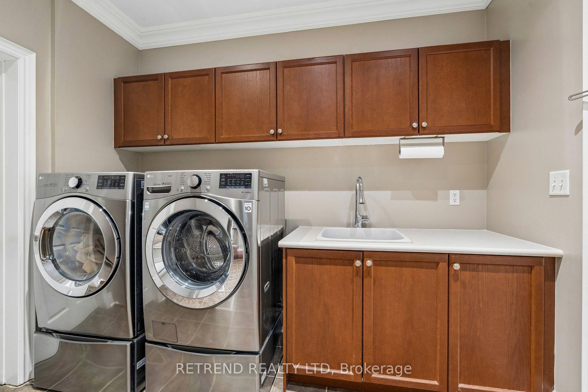 Photo 20 of 2223 Wuthering Heights Way, Oakville, Bronte Creek — HOMEH