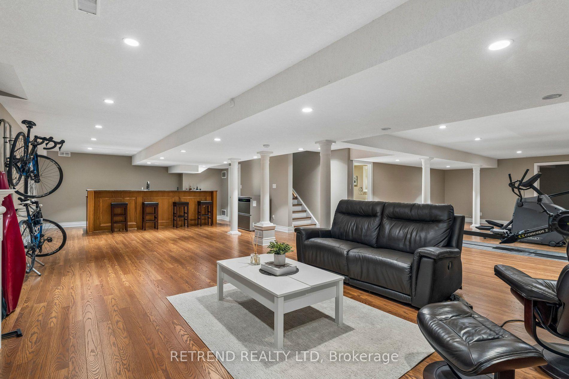 Photo 39 of 2223 Wuthering Heights Way, Oakville, Bronte Creek — HOMEH