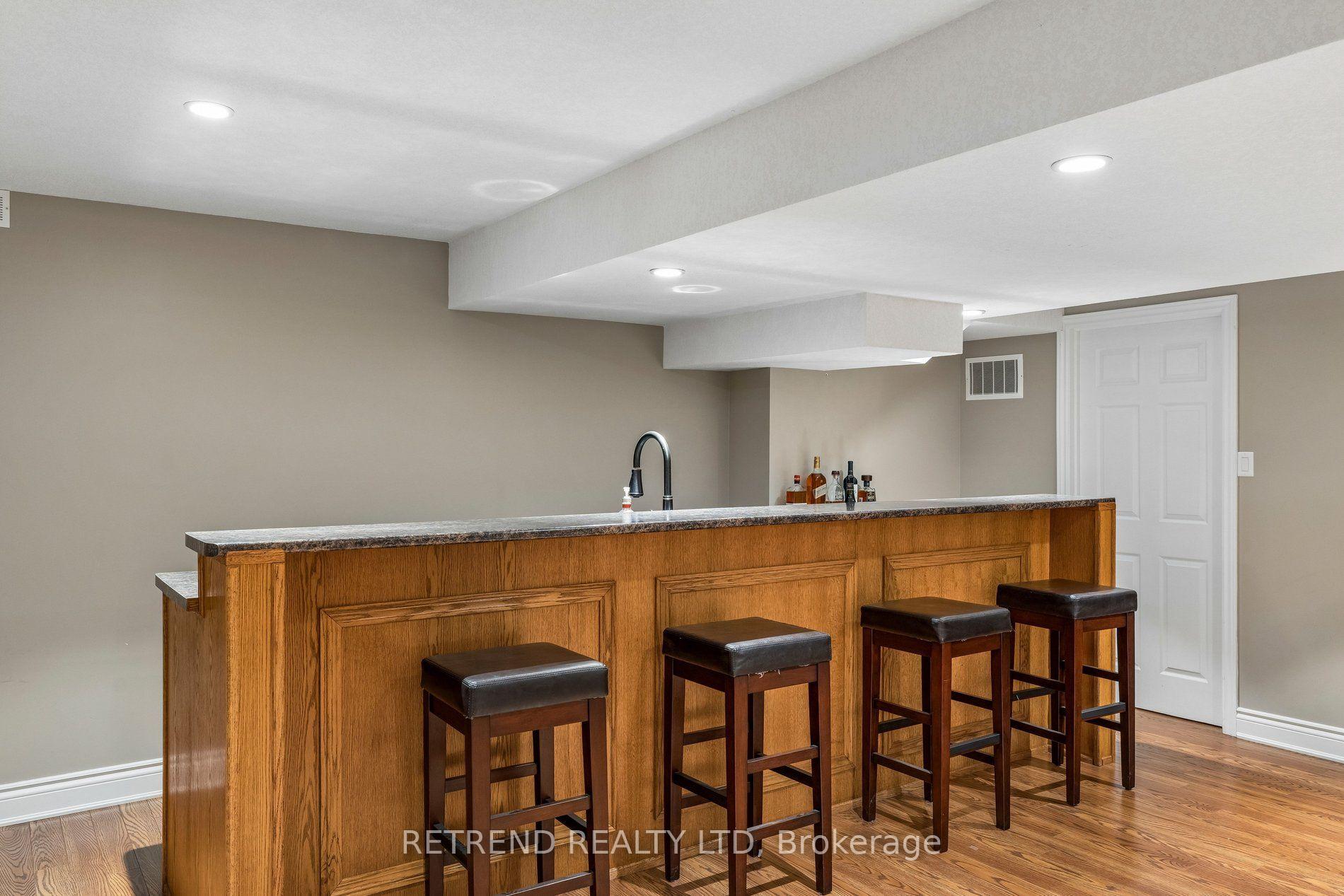 Photo 41 of 2223 Wuthering Heights Way, Oakville, Bronte Creek — HOMEH