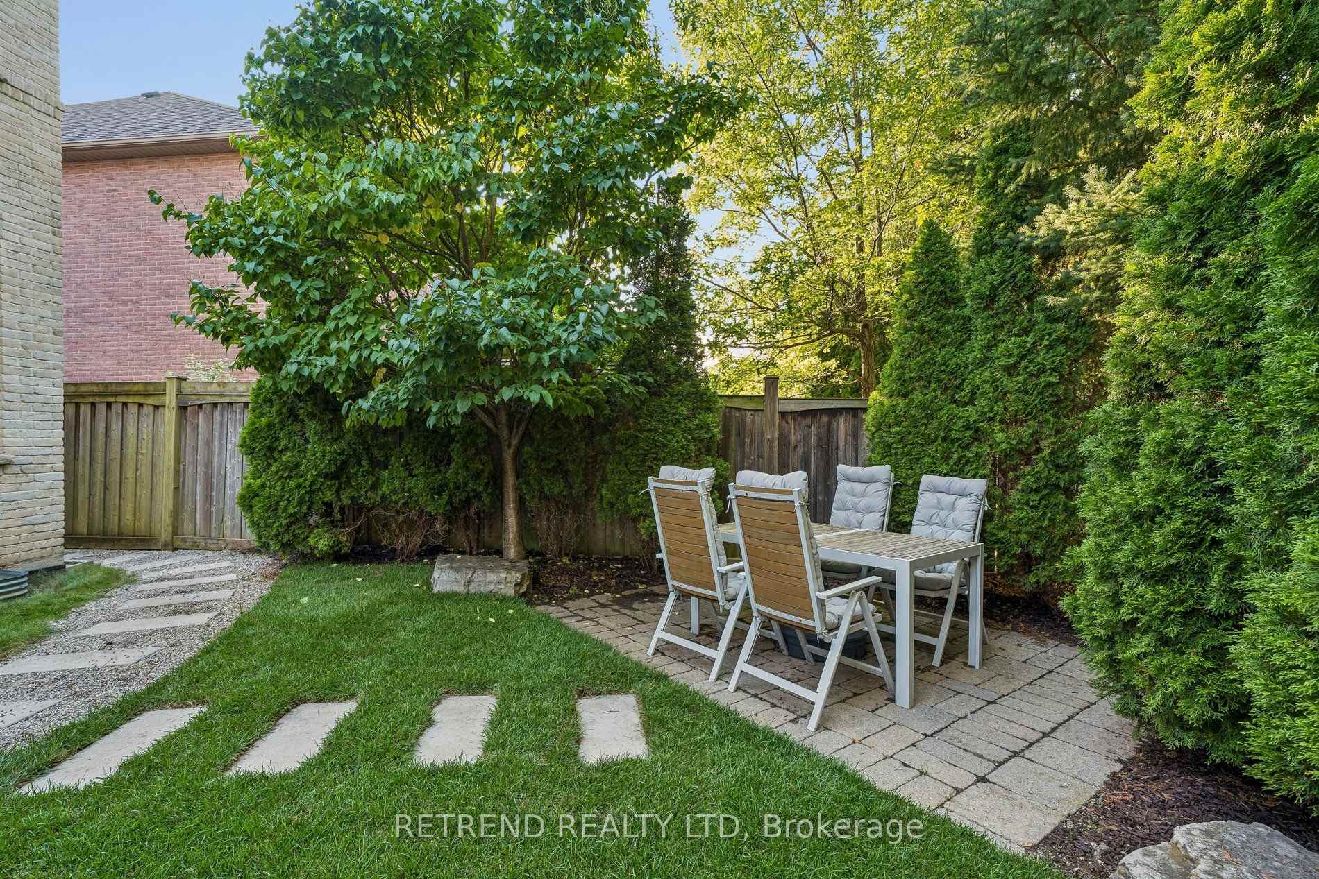 Photo 48 of 2223 Wuthering Heights Way, Oakville, Bronte Creek — HOMEH
