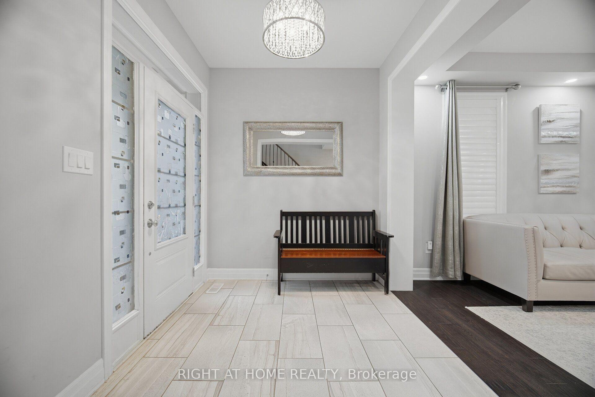 Photo 4 of 1444 Connaught Terrace, Milton, Ford — HOMEH
