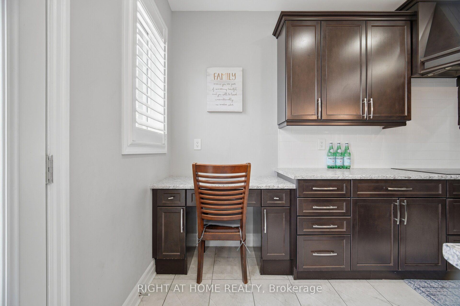 Photo 14 of 1444 Connaught Terrace, Milton, Ford — HOMEH