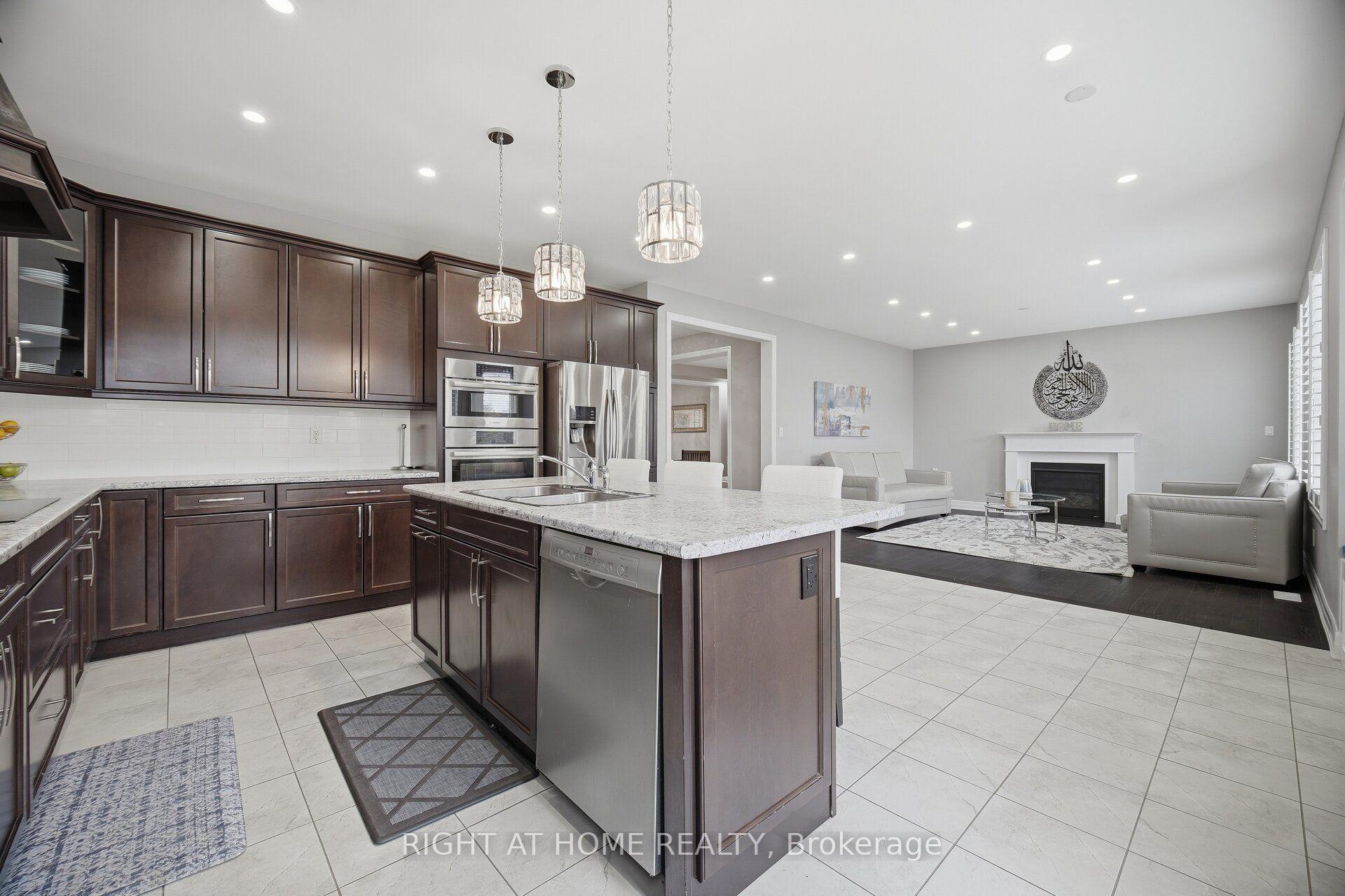 Photo 16 of 1444 Connaught Terrace, Milton, Ford — HOMEH