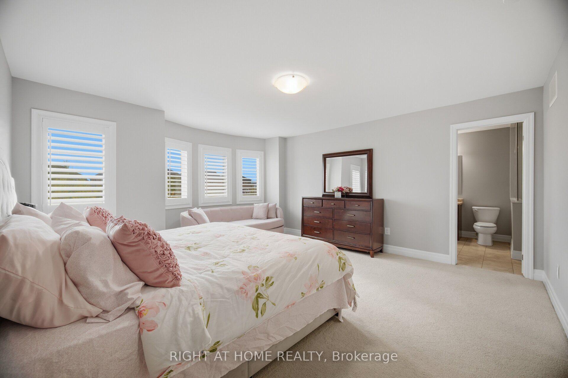 Photo 31 of 1444 Connaught Terrace, Milton, Ford — HOMEH