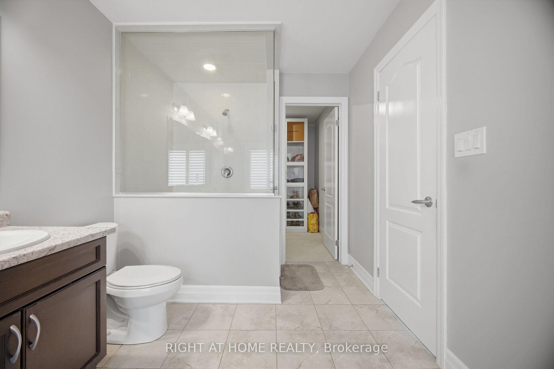 Photo 34 of 1444 Connaught Terrace, Milton, Ford — HOMEH