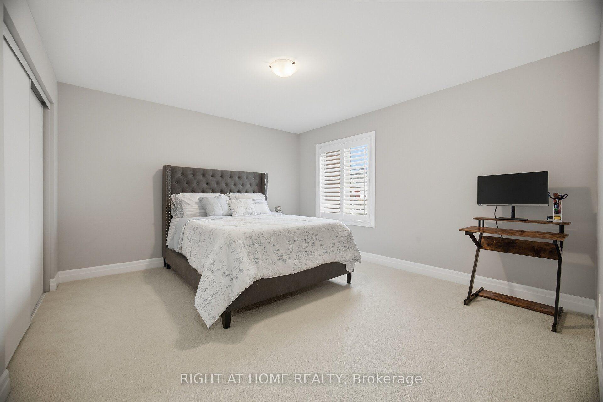 Photo 44 of 1444 Connaught Terrace, Milton, Ford — HOMEH