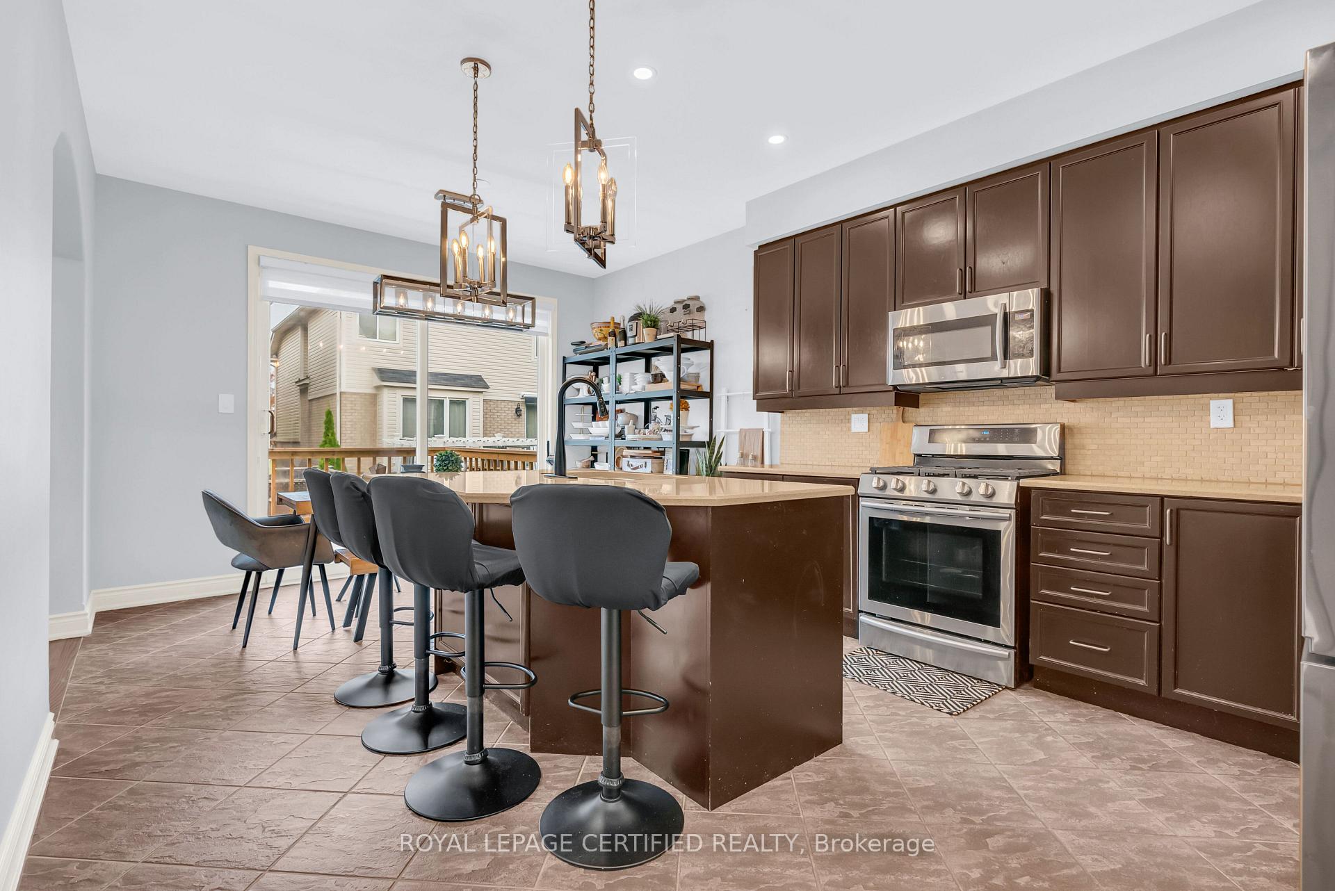 Photo 13 of 921 Hepburn Road, Milton, Coates — HOMEH