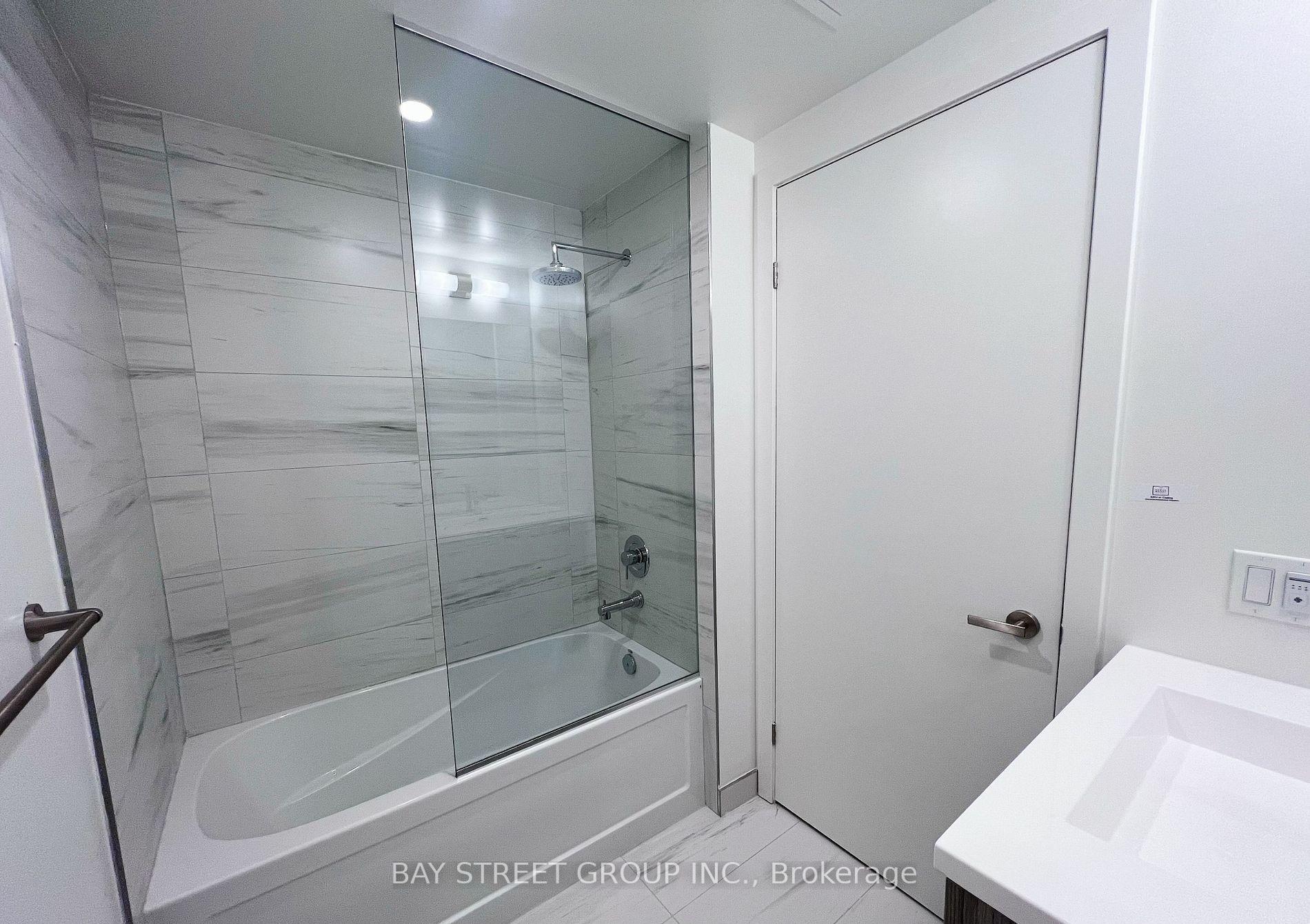 Photo 10 of Unit 6110, 138 downes Street, Toronto, Waterfront Communities — HOMEH
