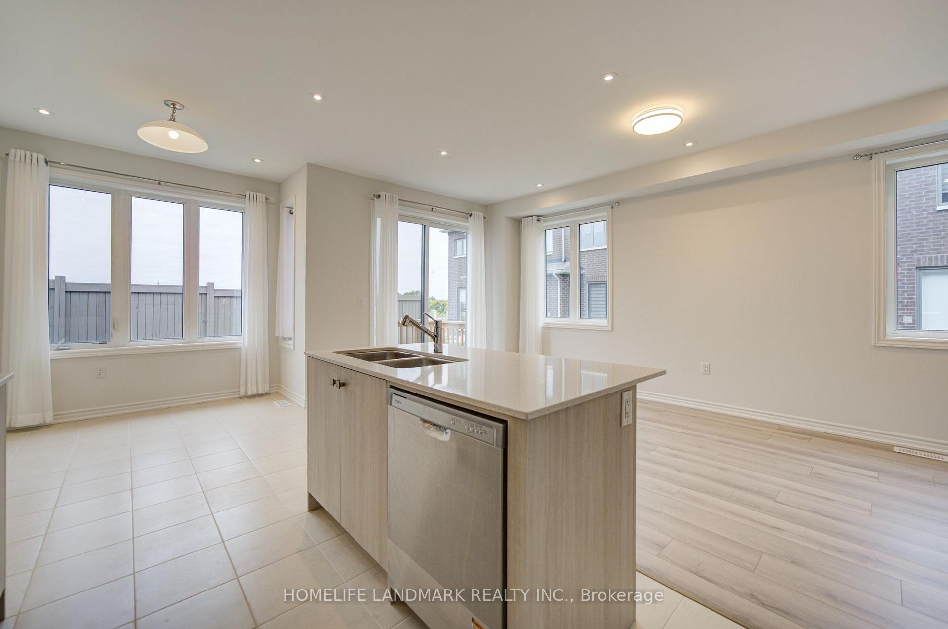 Photo 20 of 80 Tipp Drive, Richmond Hill, Rural Richmond Hill — HOMEH