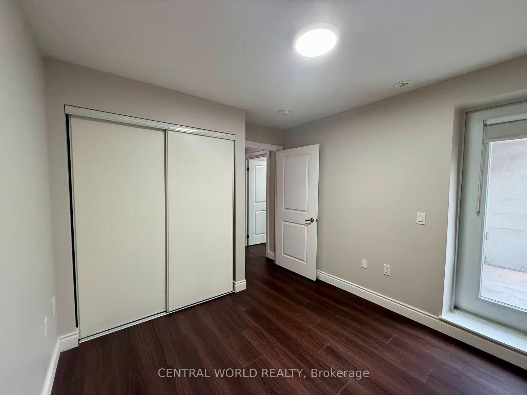 Photo 6 of Unit D402, 5289 Hwy 7, Vaughan, Vaughan Grove — HOMEH