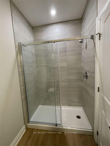 Photo 11 of 2357 Callingham Drive, London, North R — HOMEH
