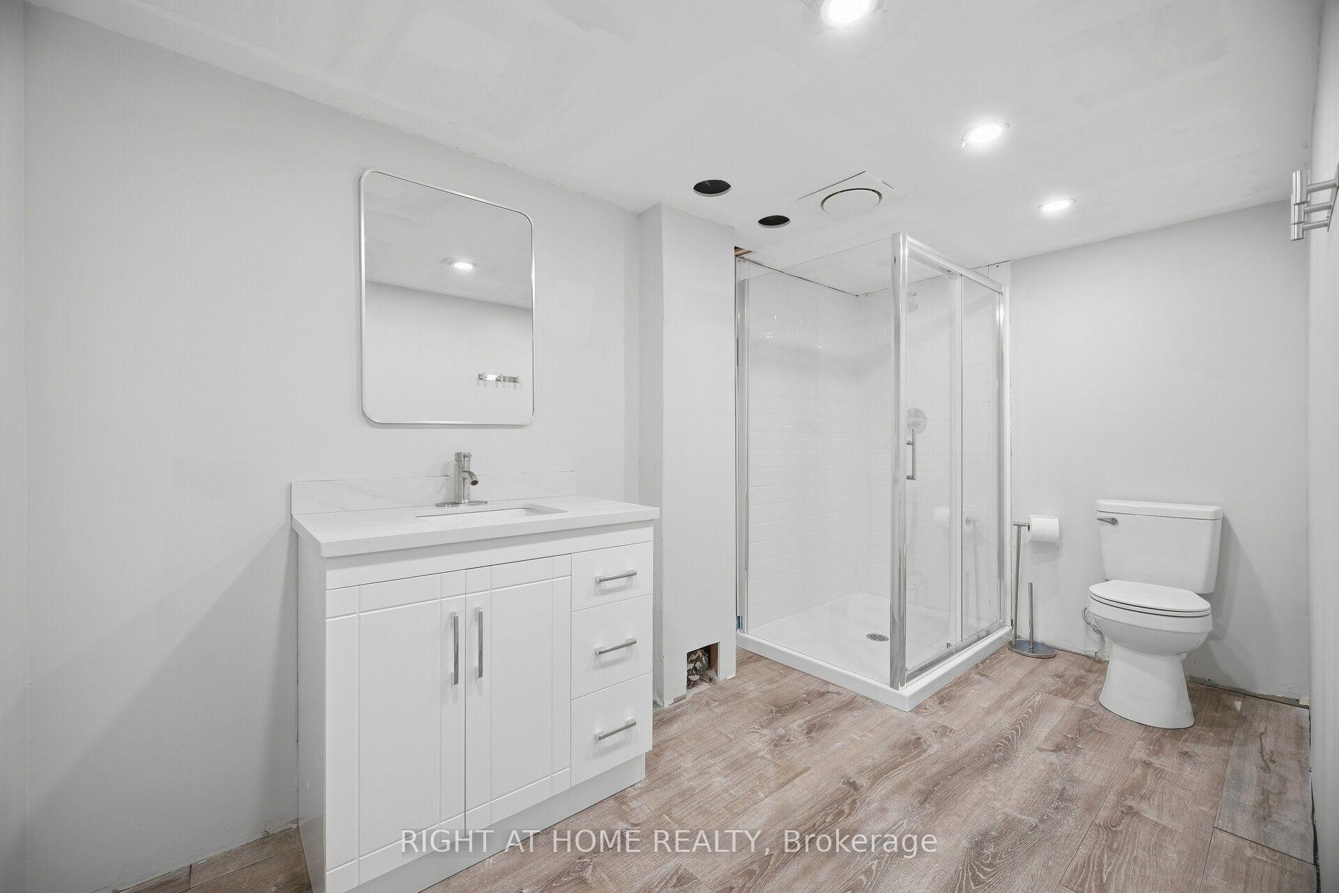 Photo 56 of 2249 Crestmont Drive, Oakville, Westmount — HOMEH
