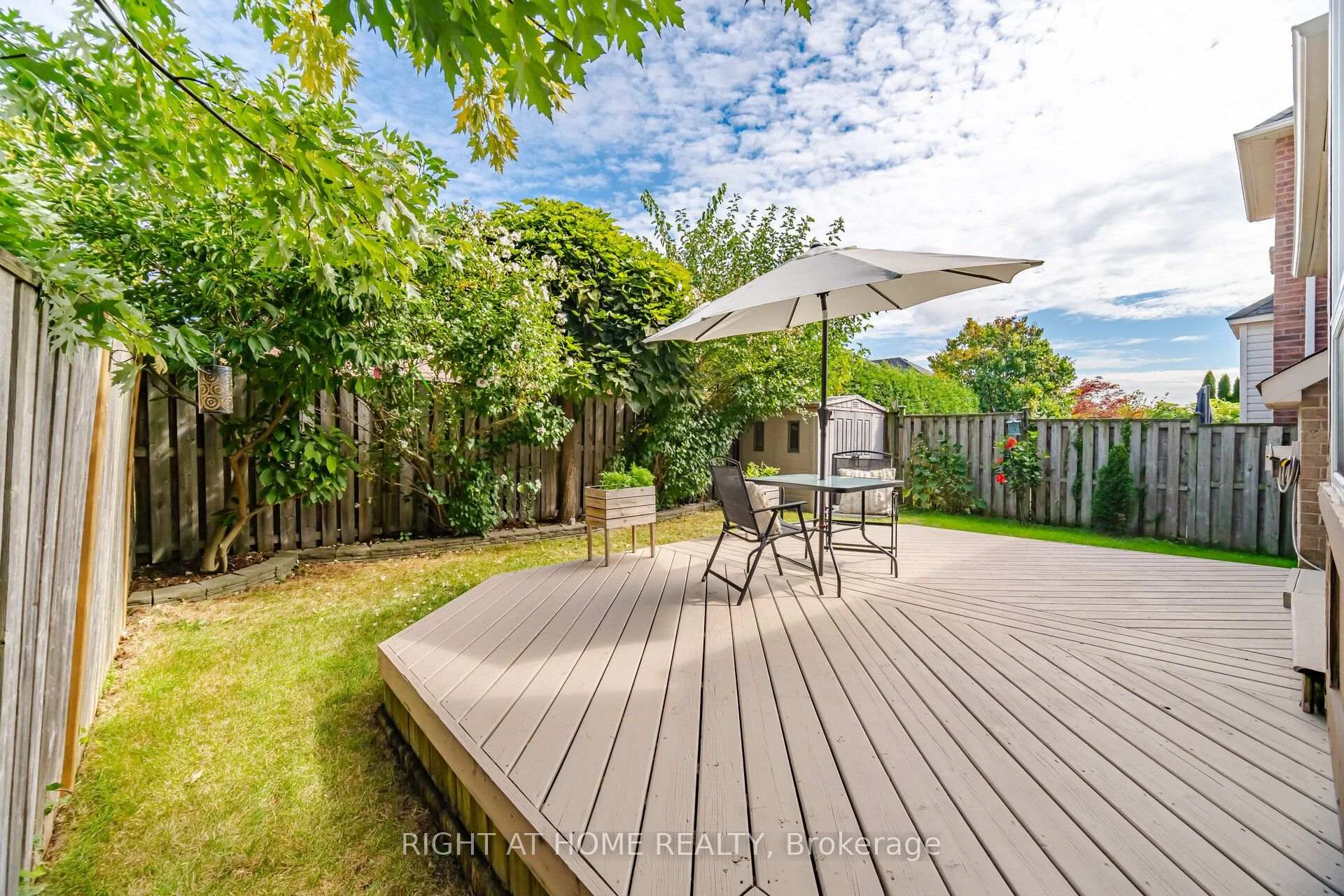Photo 64 of 2249 Crestmont Drive, Oakville, Westmount — HOMEH