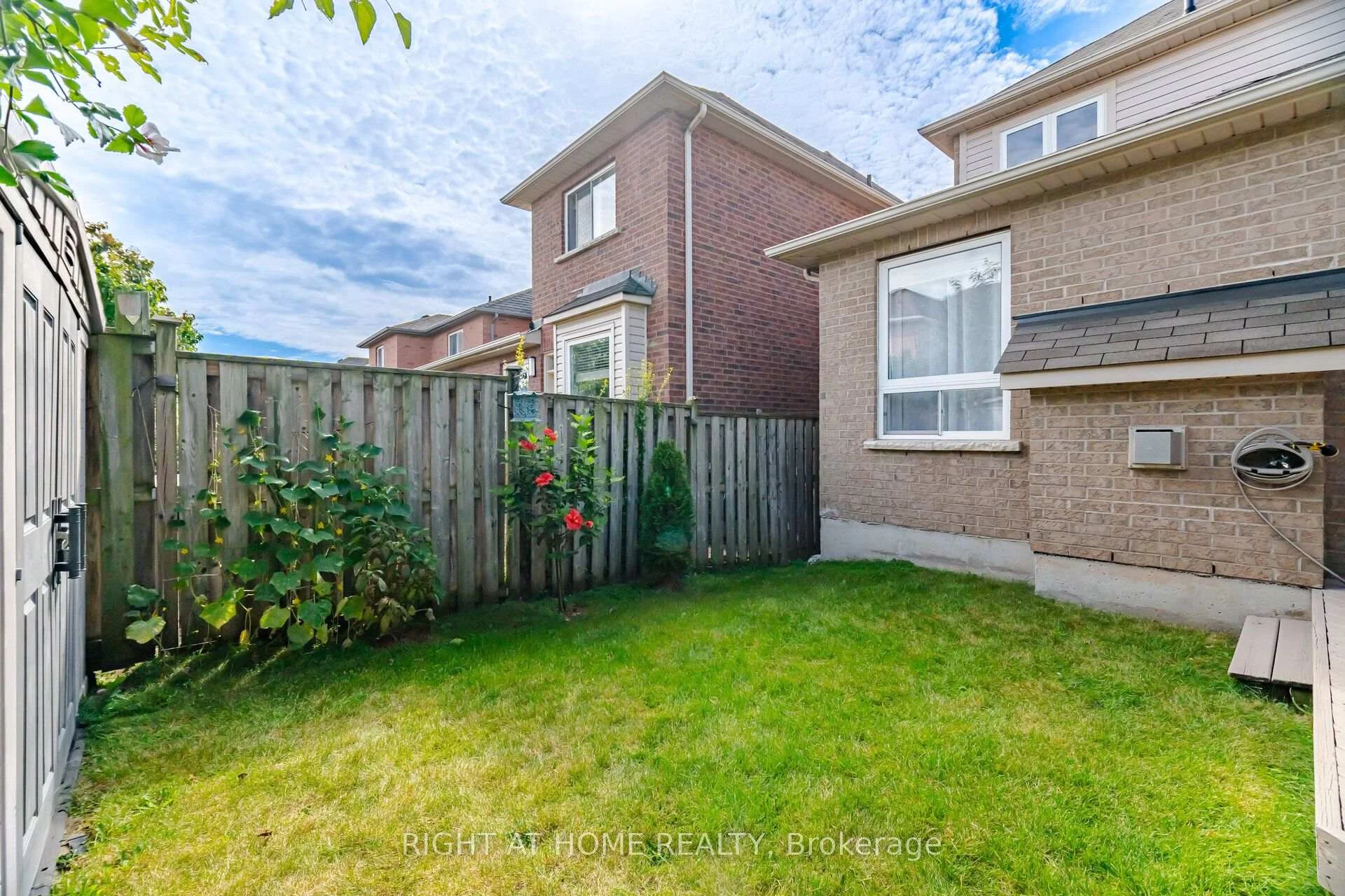 Photo 65 of 2249 Crestmont Drive, Oakville, Westmount — HOMEH