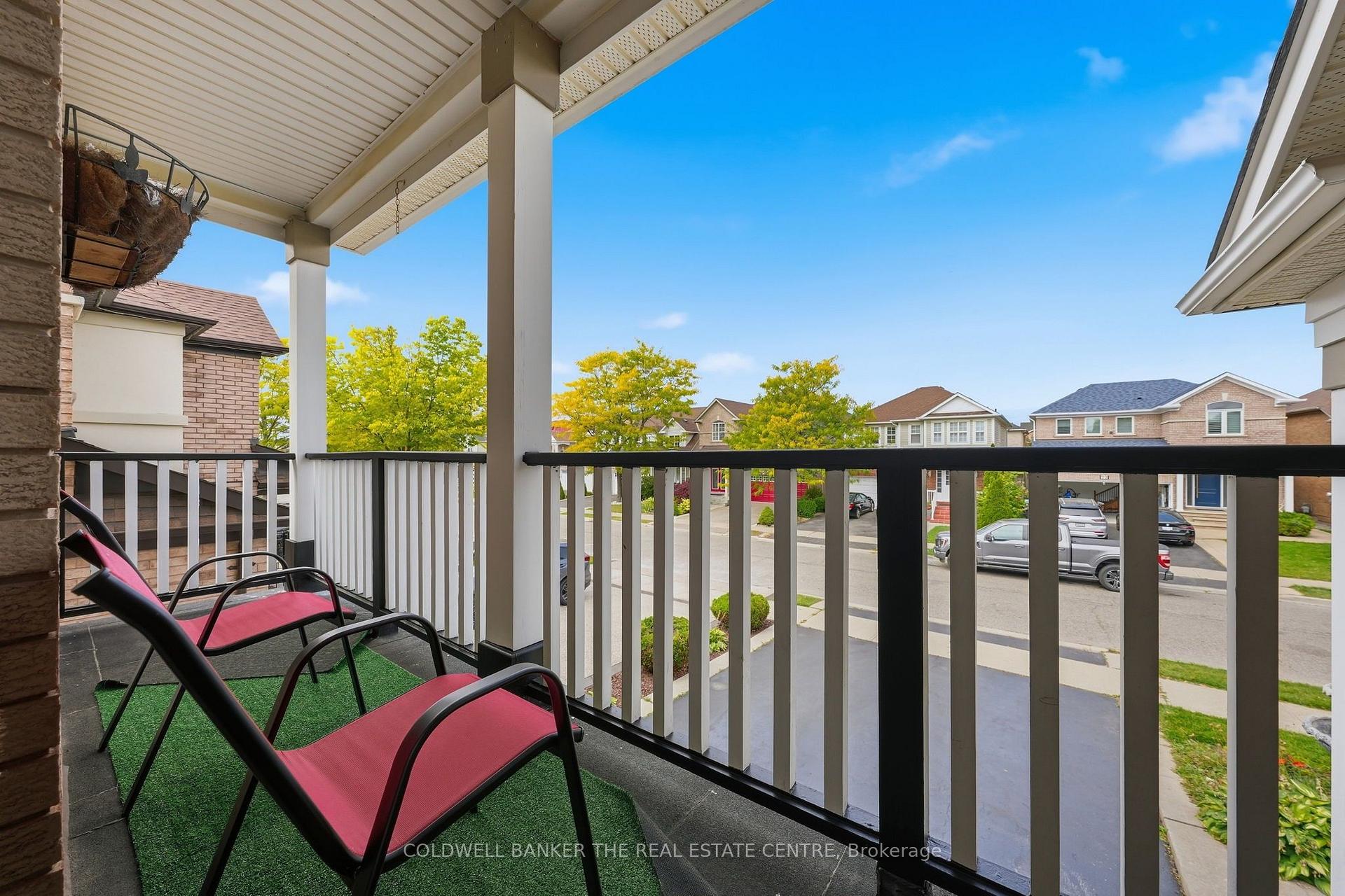 Photo 28 of 15 Charleswood Circle, Brampton, Fletcher's Meadow — HOMEH
