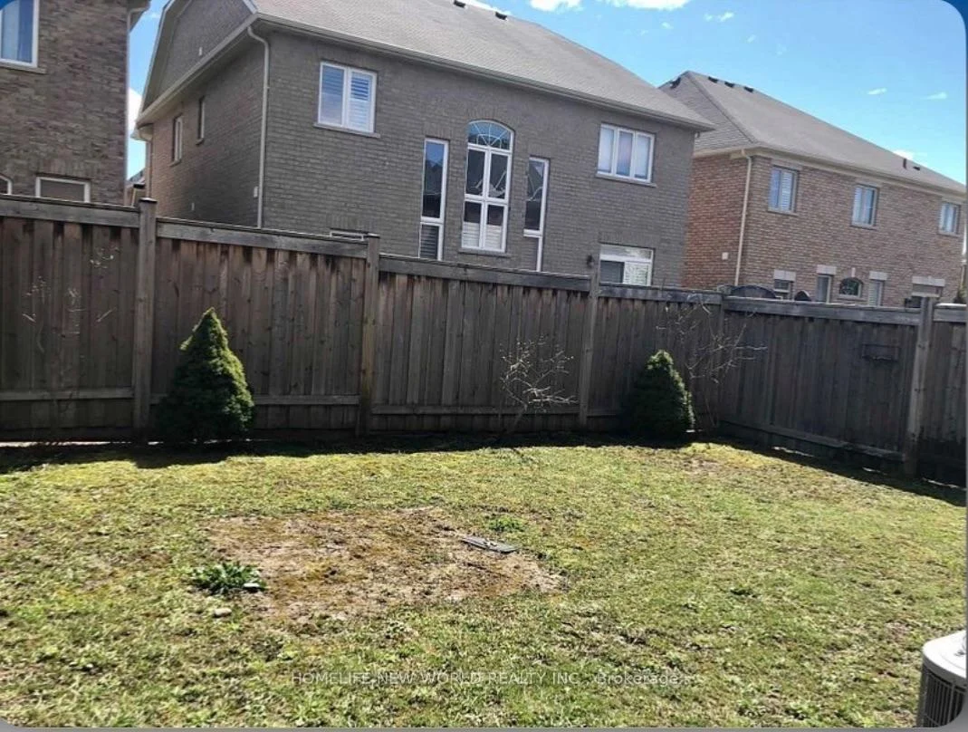 Photo 14 of 92 Betony Drive, Richmond Hill, Oak Ridges — HOMEH