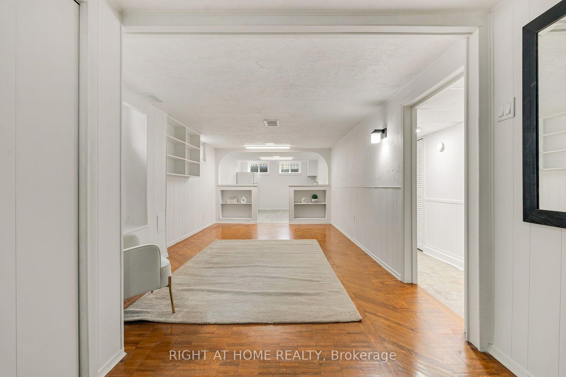 Photo 21 of 1302 Redbank Crescent, Oakville, College Park — HOMEH