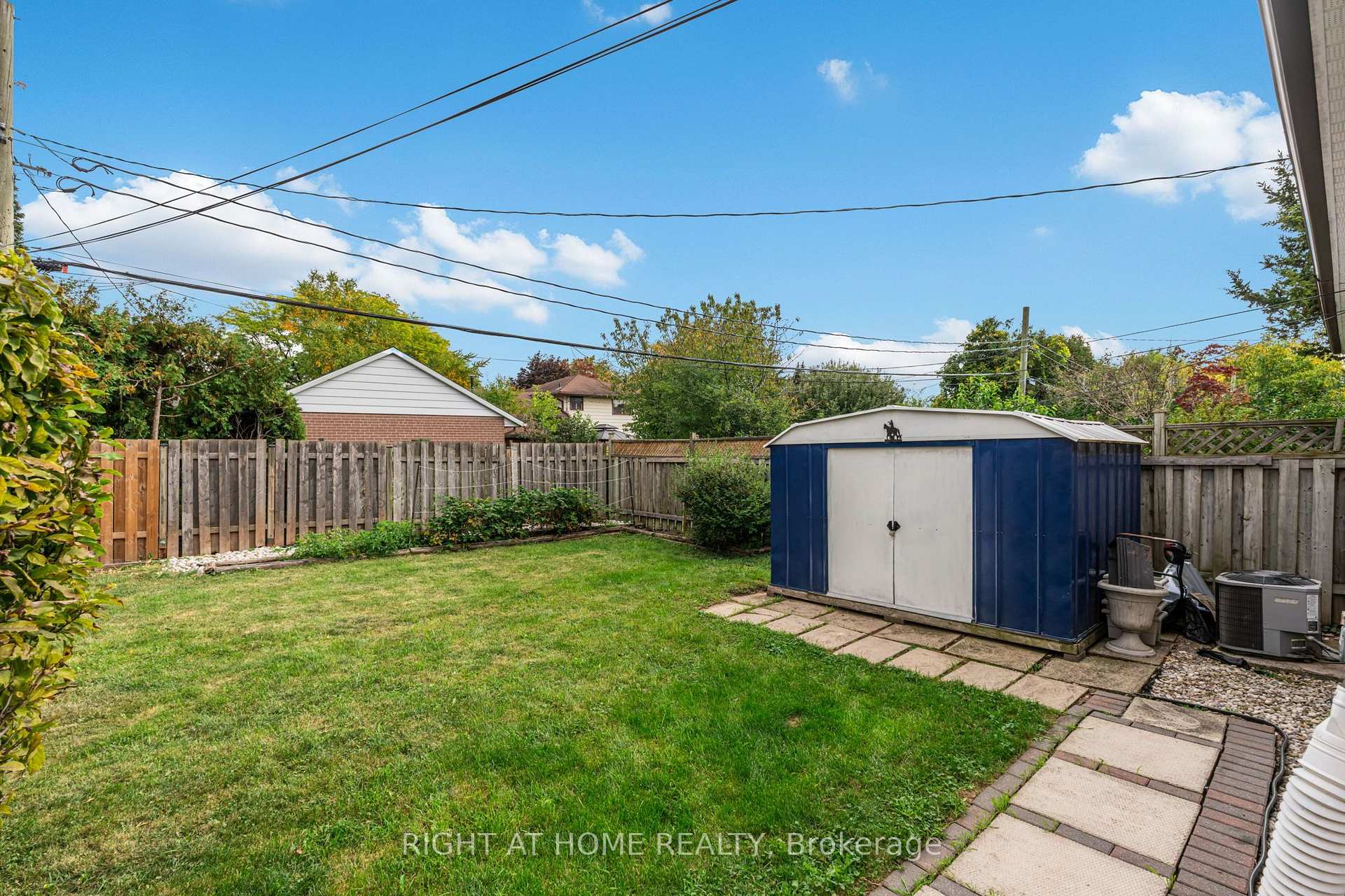 Photo 34 of 1302 Redbank Crescent, Oakville, College Park — HOMEH